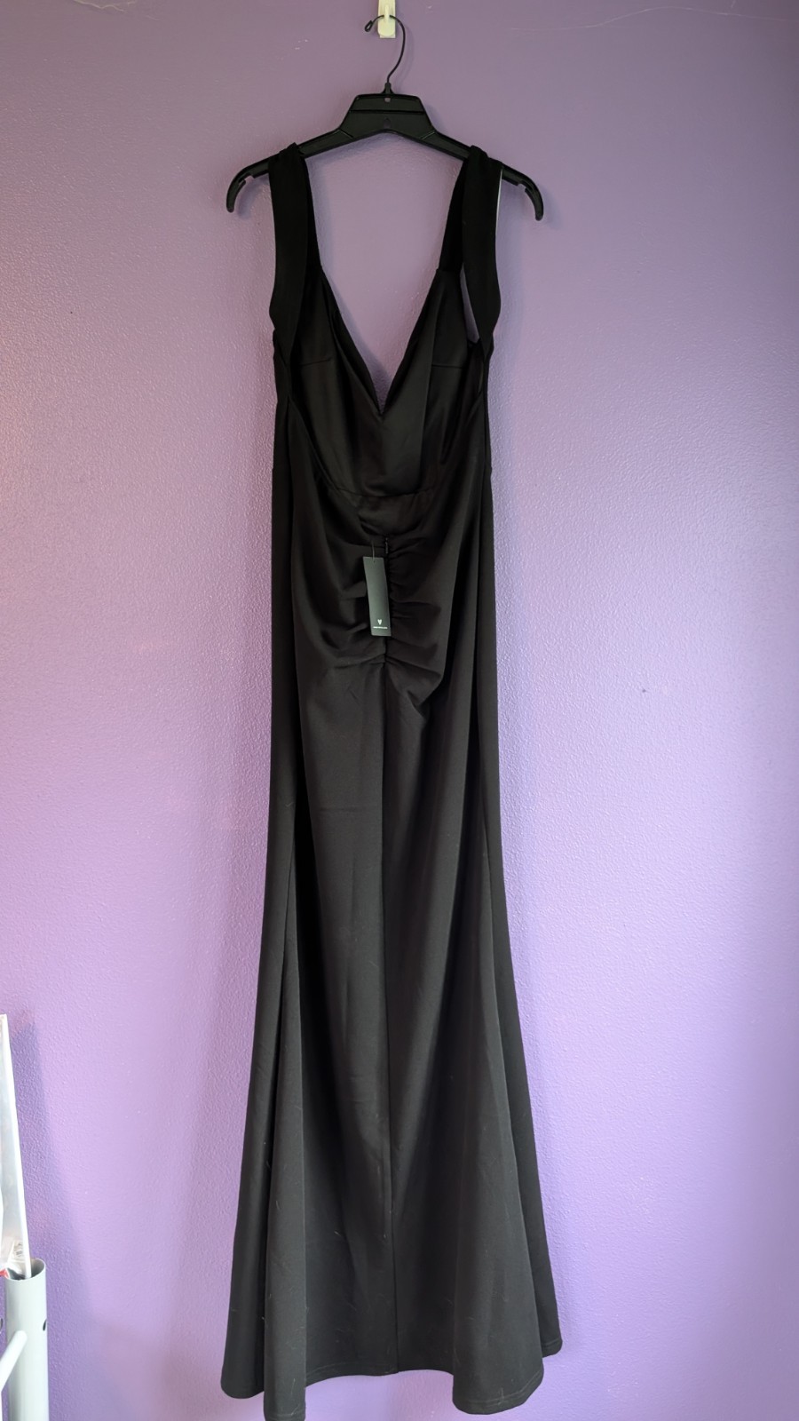 LULUS Black Solid V-Neck Sleeveless Ruched Long Maxi Dress Regular L
