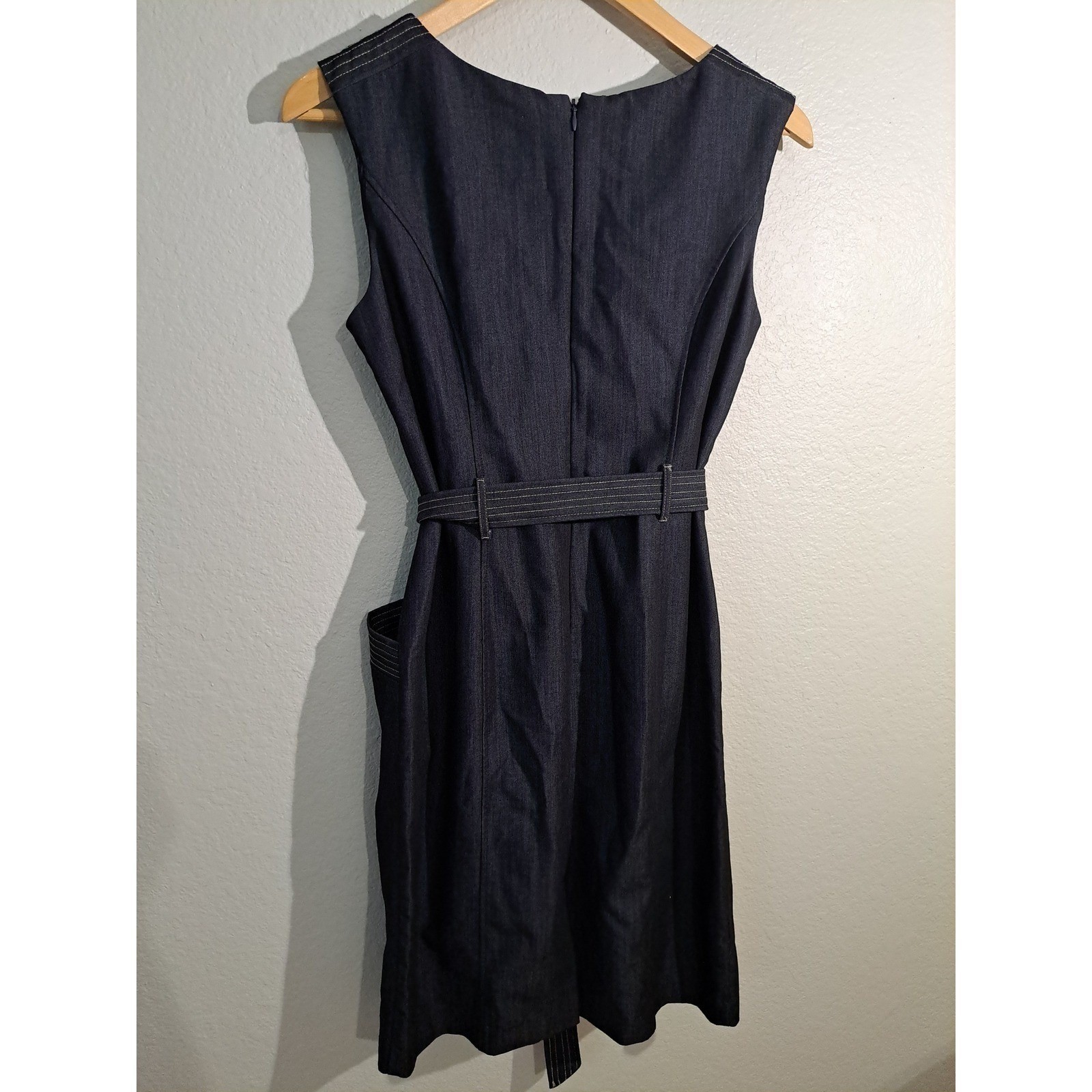 Anne Klein Indigo Denim Sheath Dress with Bamboo Belt Accents Size 6 Dark Wash