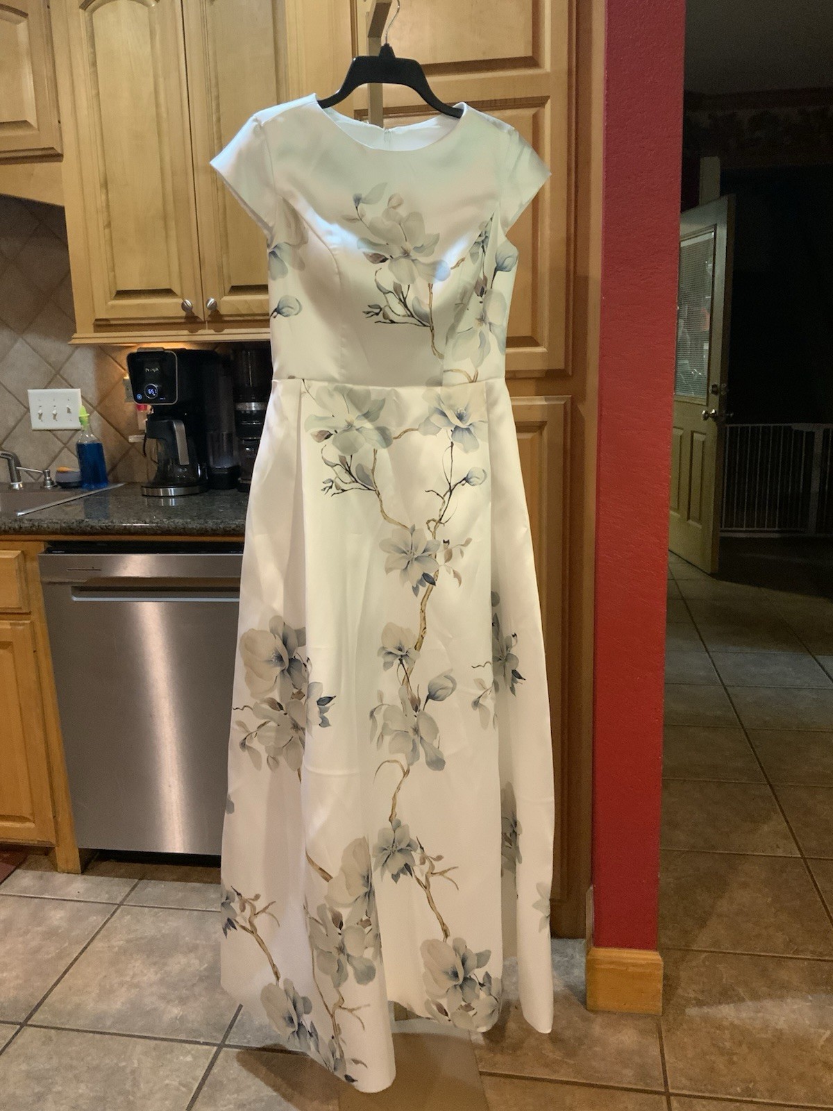 Beautiful Ladies Evening Dress By Missacc 4001