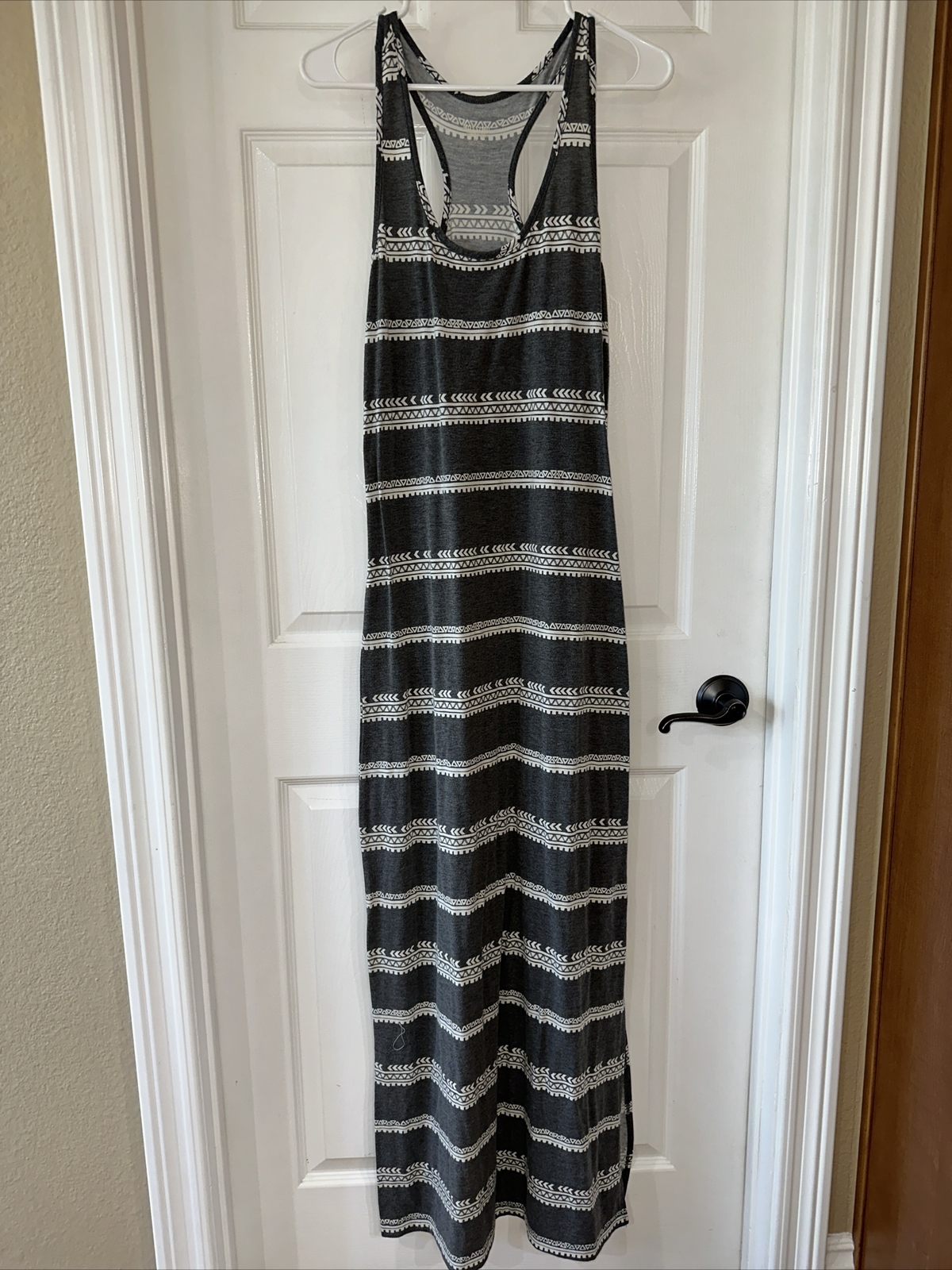 Mossimo Women’s S/P Maxi Tank Dress Side Slit Gray White Multi Pattern EUC