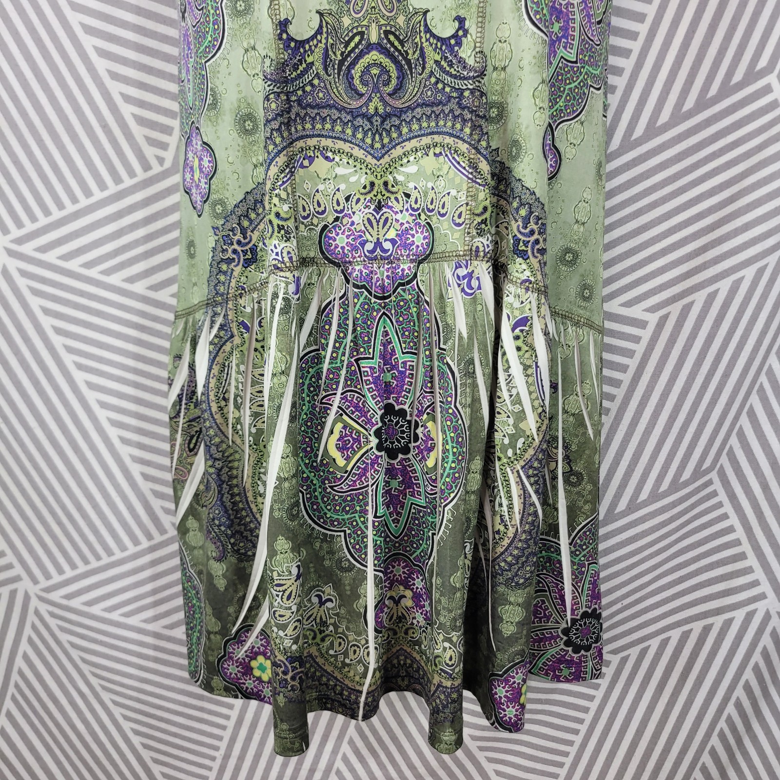 Vintage Y2K Dress Size Large Stretch Romantic Green Pleated Skirt Knee Length