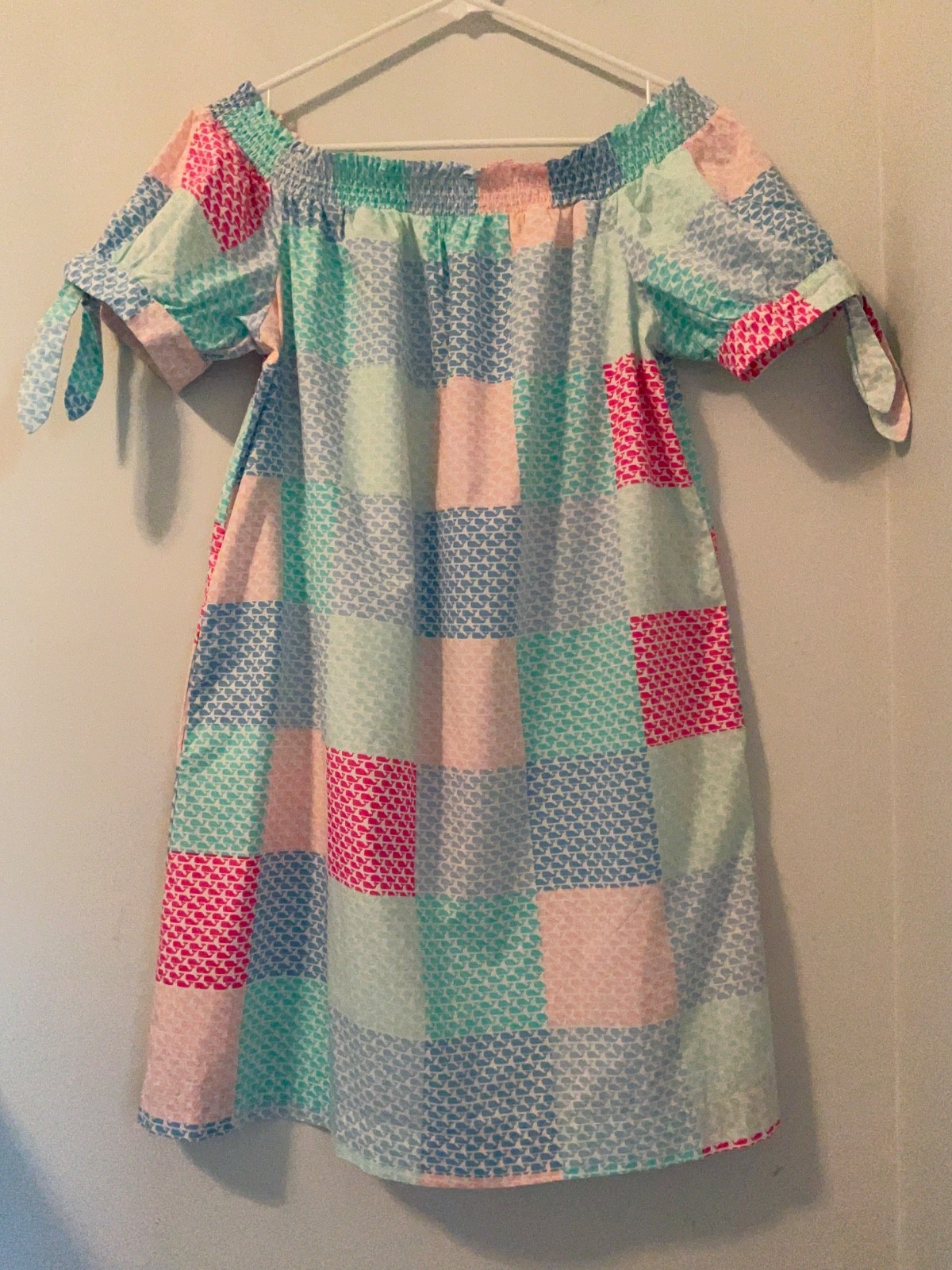 Vineyard Vines Target whale print square block off shoulder smocked top dress, L