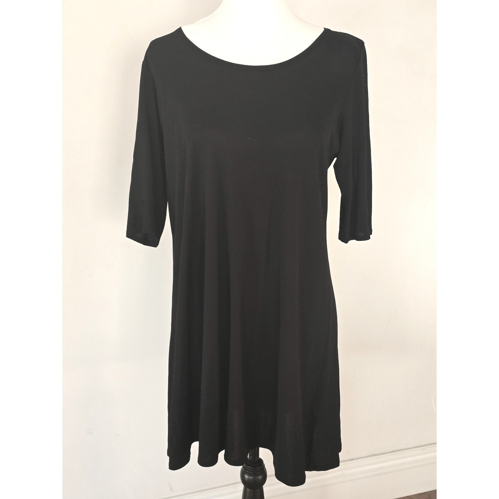 Eileen Fisher Black 100% Silk Jersey Scoop Neck Elbow Sleeve Shift Dress Medium