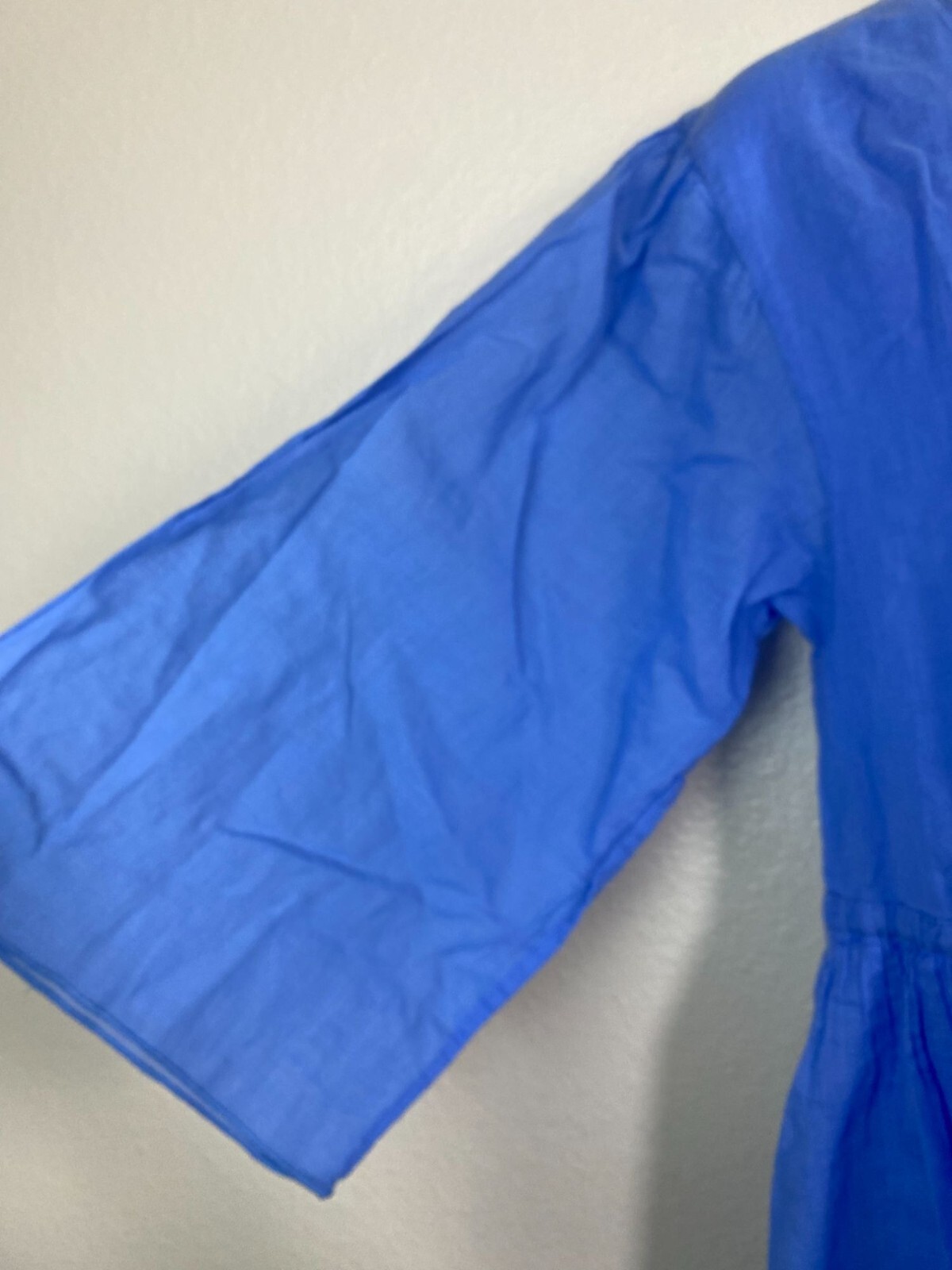 ATM Anthony Thomas Melillo Blue V-Neck Dress size Medium Lightweight 3/4 Sleeve