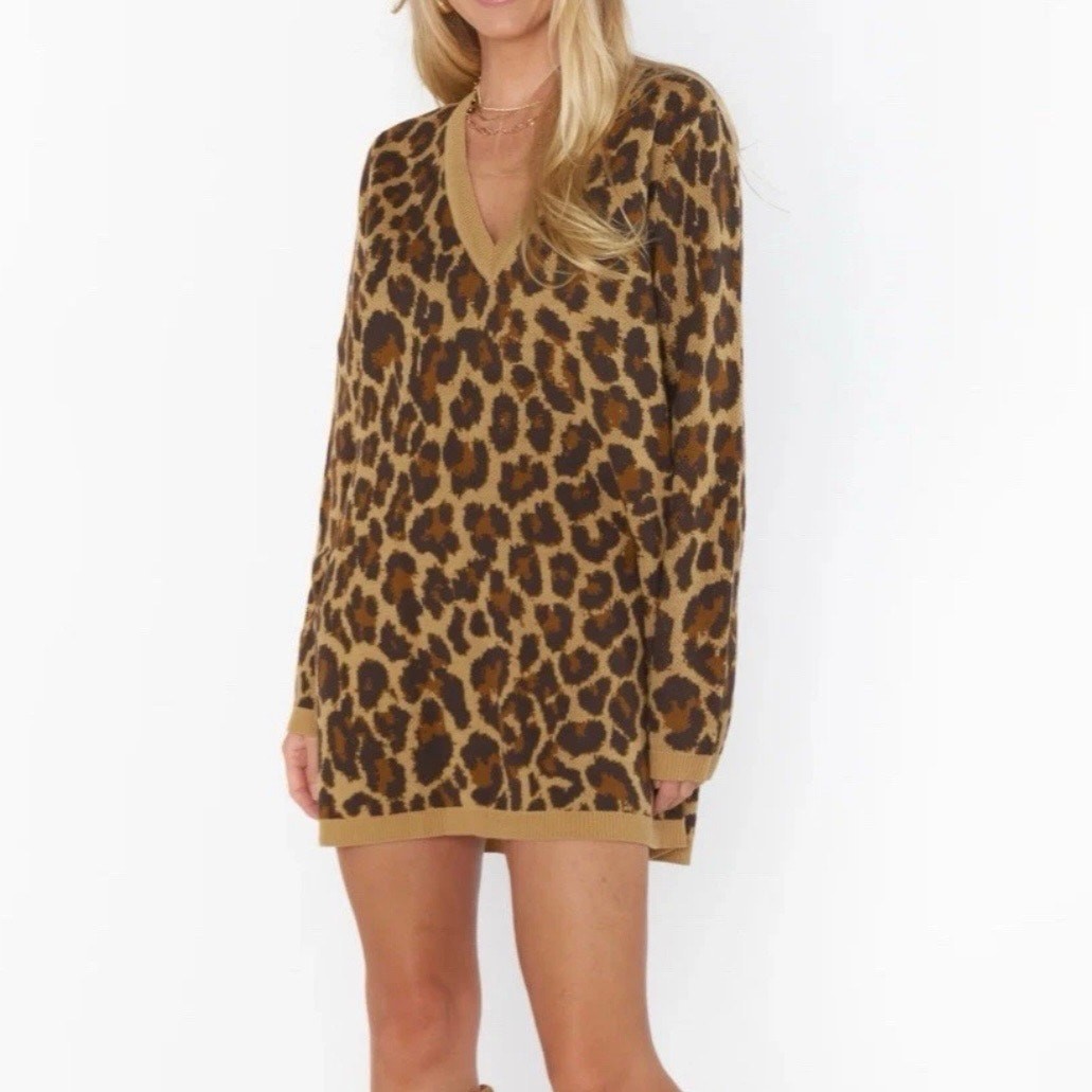 Show Me Your Mumu Hartford Sweater Dress Leopard V-Neck Oversized Size Medium
