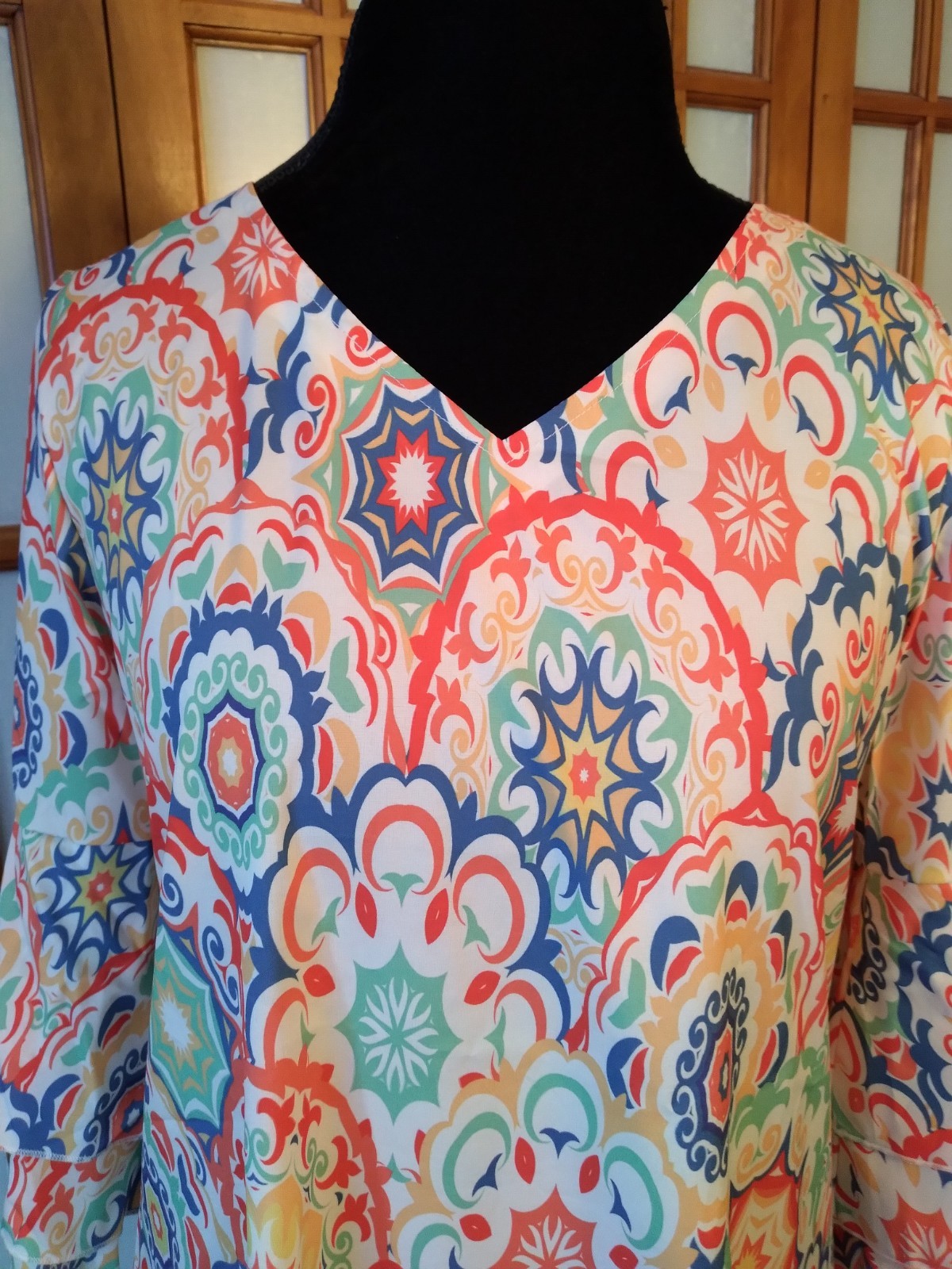 Women’s Floral Shift 3/4 Flutter Sleeve V-Neck Lightweight Boho Dress Size S NWT