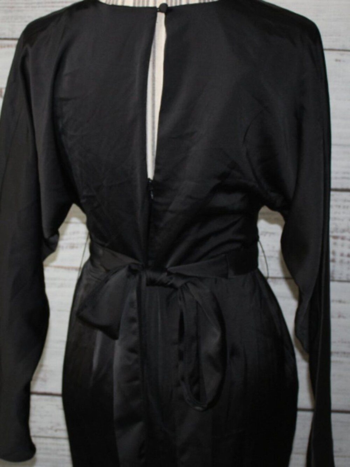NWT ASOS DESIGN satin midi black dress with batwing sleeve and wrap waist Size 6