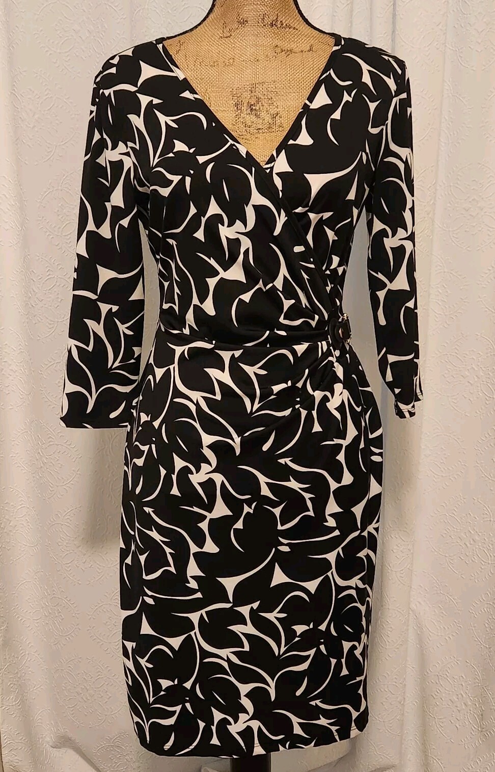 MSK Women’s S Black & White 3/4 Sleeve Buckle Accent Faux Wrap Sheath Dress