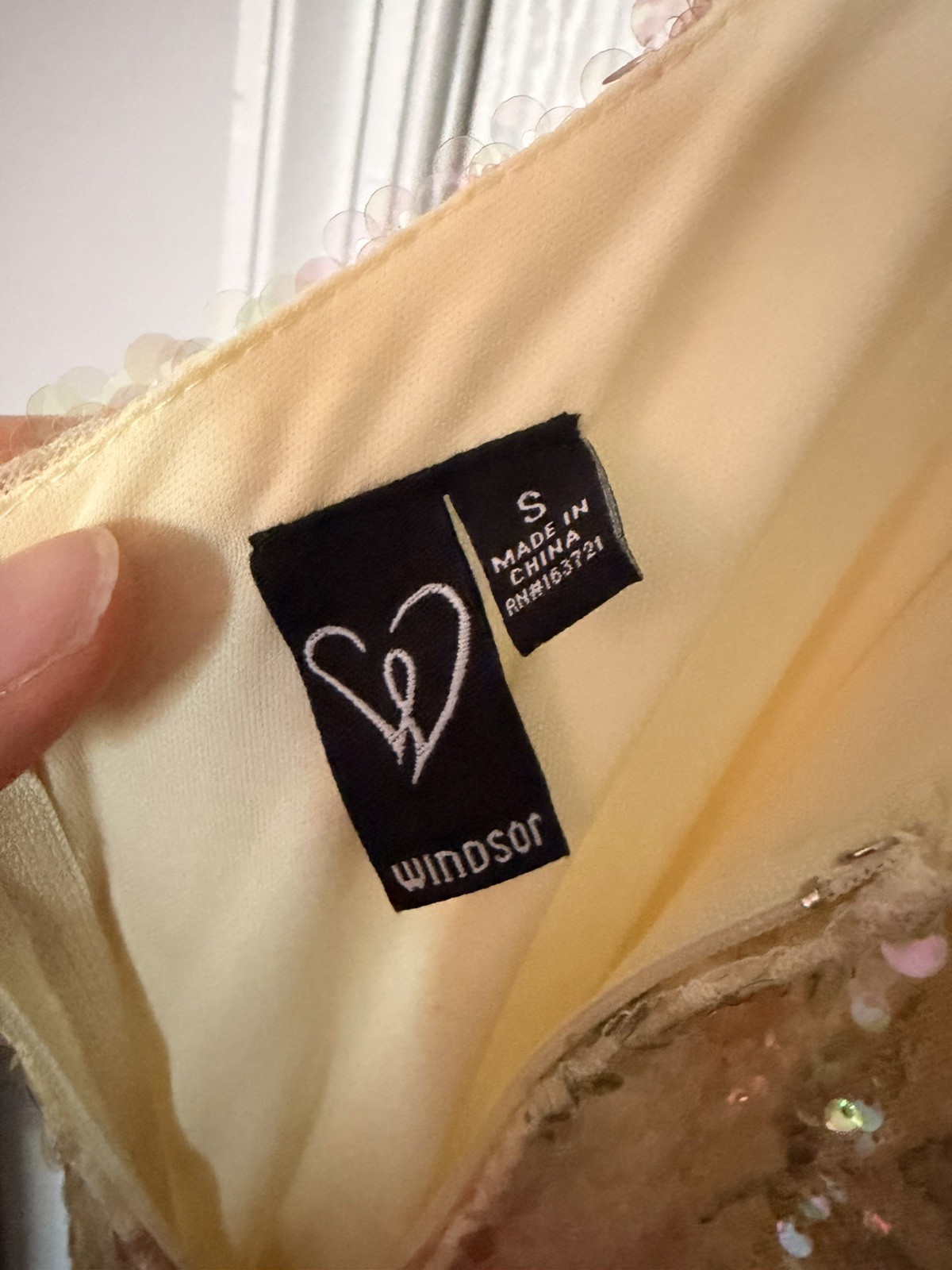 Windsor Brinley Bow Back Floral Sequin Column Gown S Yellow Formal Dress -NEW-