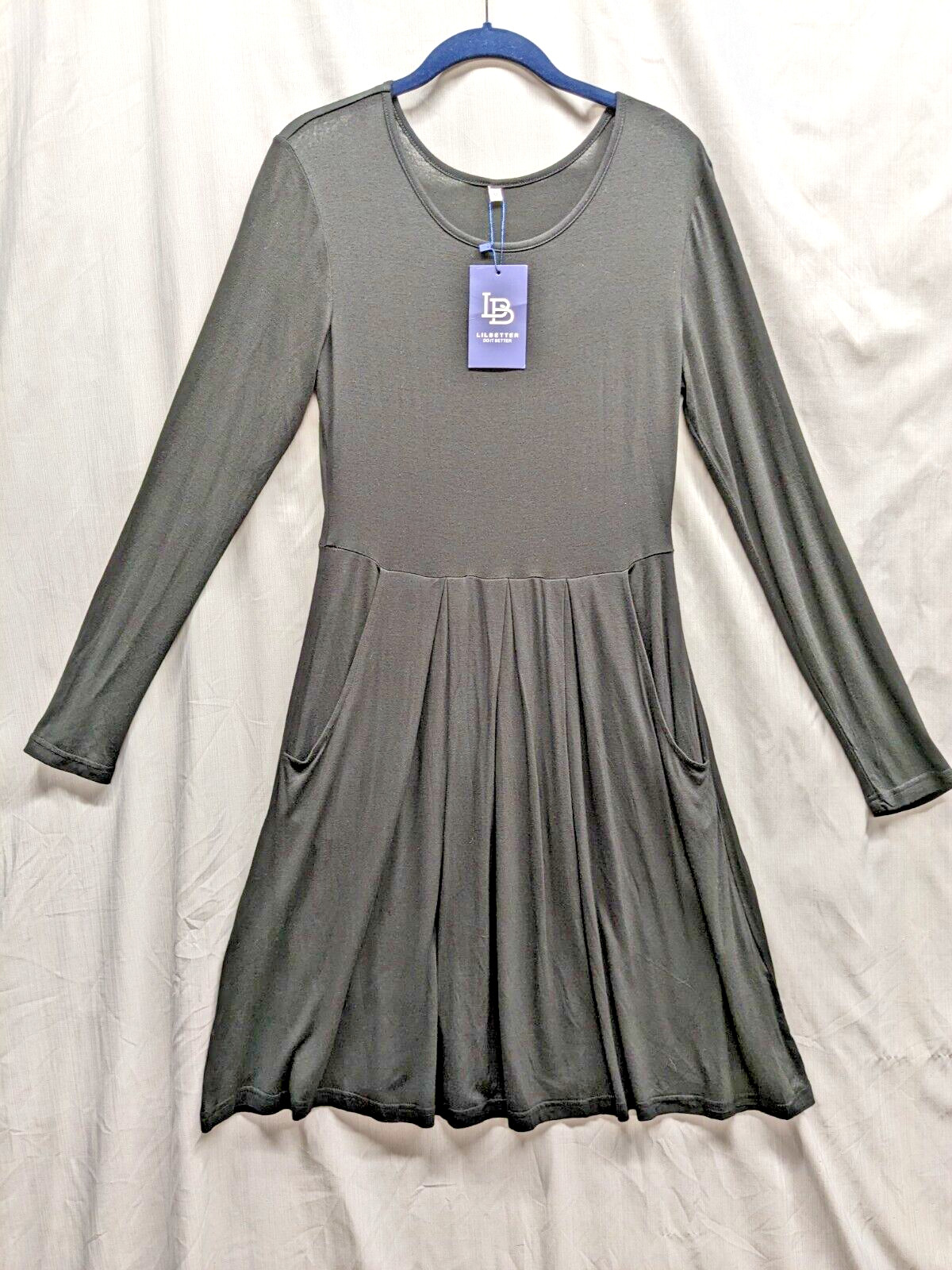 NWT LILBETTER Women Scoop Neck Sleeve Dress Fit/Flare w/Pocket Sz M Black Witchy