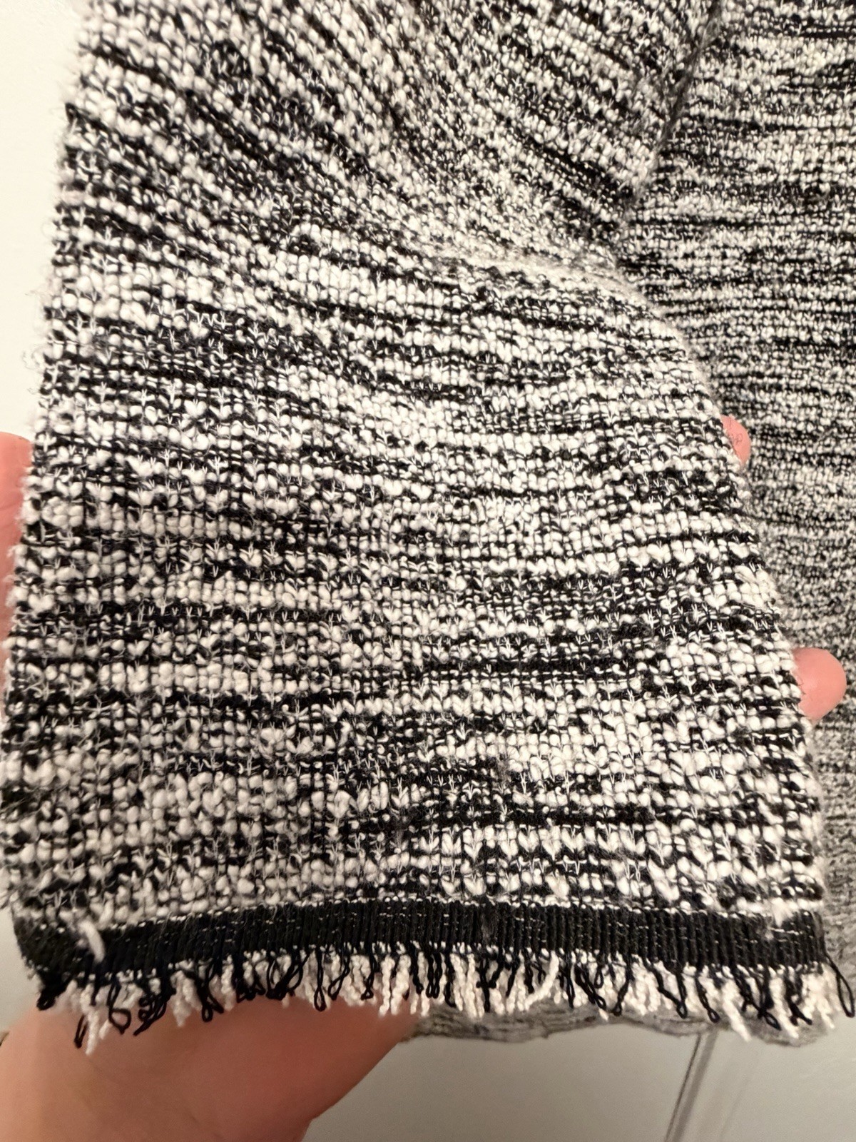 Max Studio London Black/White Tweed Fringe 3/4 Sleeve Round Neck Top M
