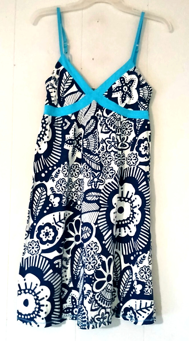 Aeropostale sundress women size M adjustable straps white with blue flower print