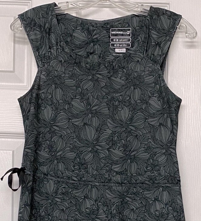 Merrell Opti-Wick Activewear Tropical Floral Print Gray Dress SPF 20+ Size S