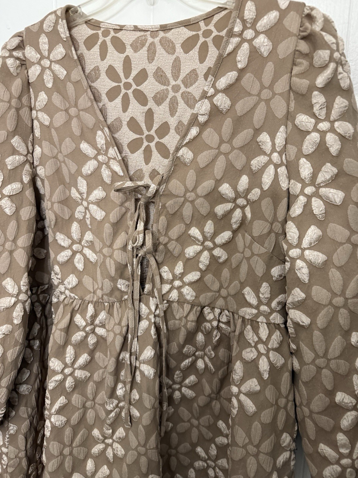 Shien 2x Neutral Beige Floral Boutique Vibe Effortless 3/4 Sleeve Mini Dress
