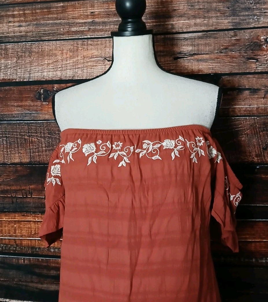 Charlotte Russe Shift Dress S Off Shoulder Clay Red Embroidered Rayon NWT