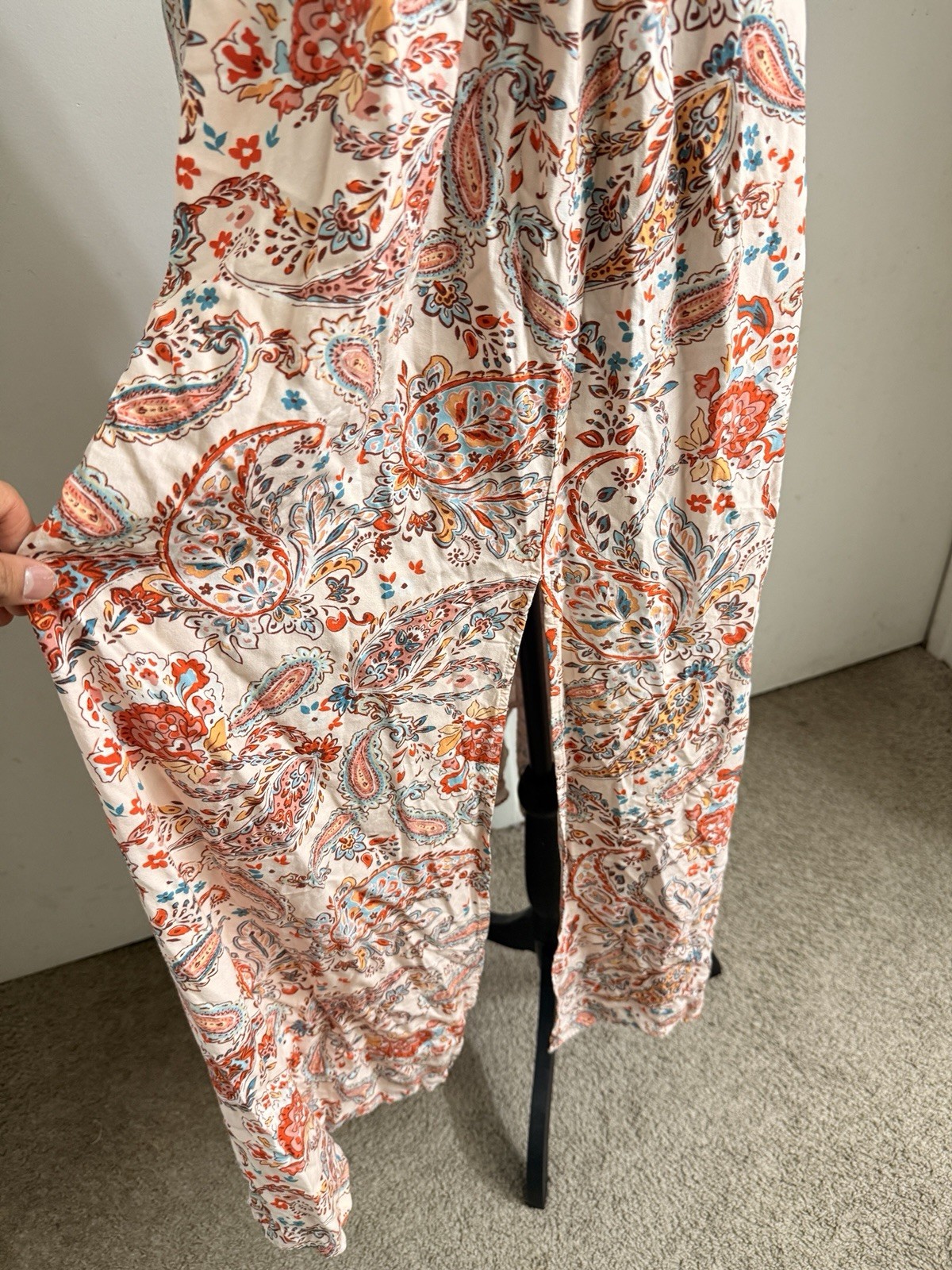 Beavely White Orange Blue Paisley Smocked Maxi Dress V-Neck Spaghetti Strap M