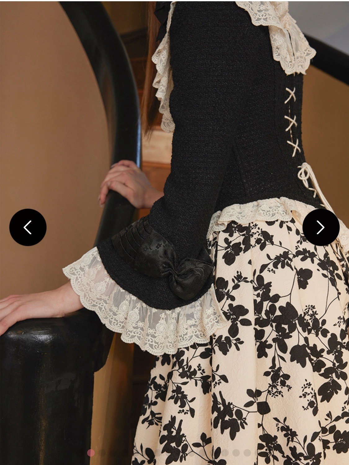Lacemade Swan Castle Corset & Skirt set S/M NWOT