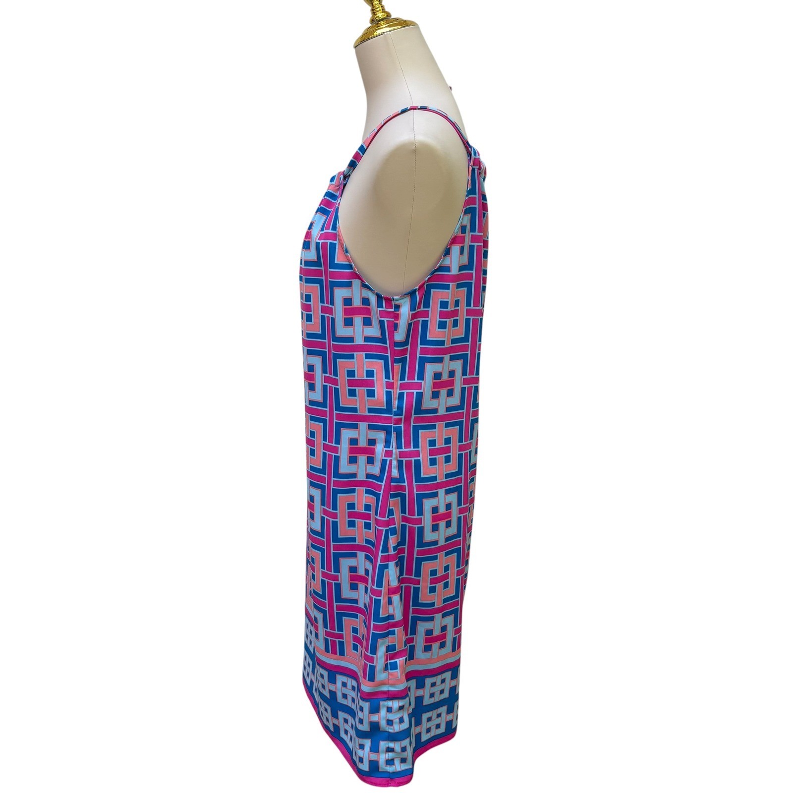 Crown & Ivy Halter Shift Dress M Pink Geometric Greek Key Vacation Mod Retro