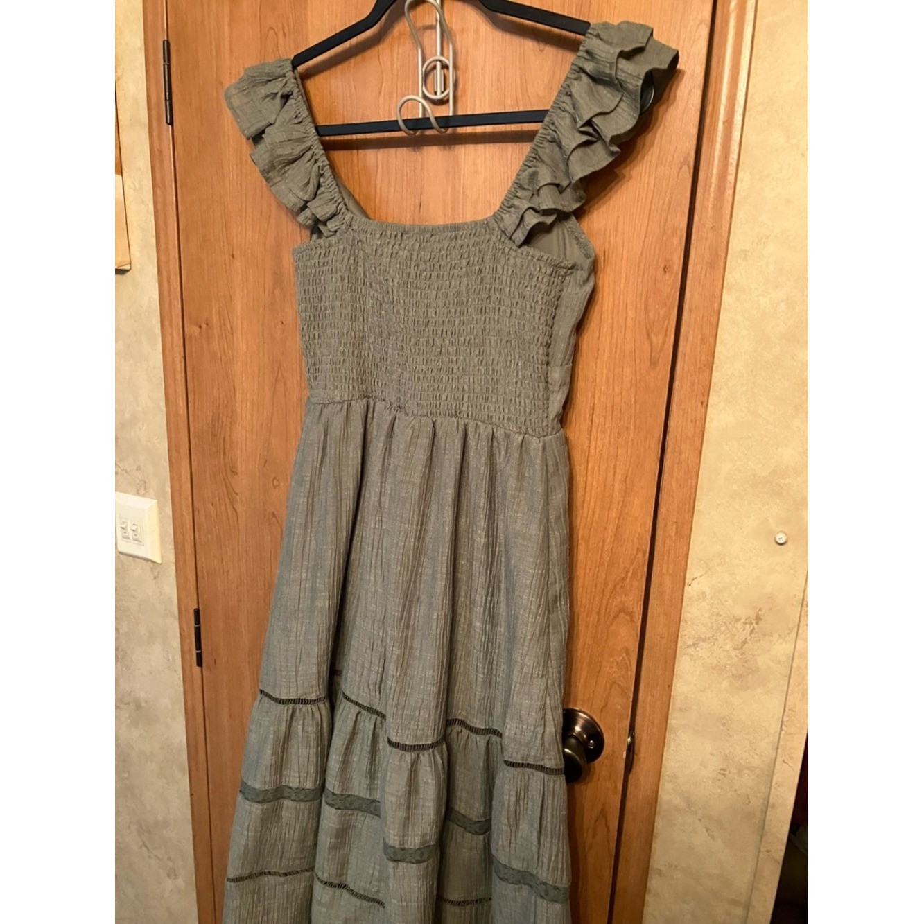 Altered State/Indulge Ruffle Strap Midi Dress in Sage Green Cottage Core Sz Smal
