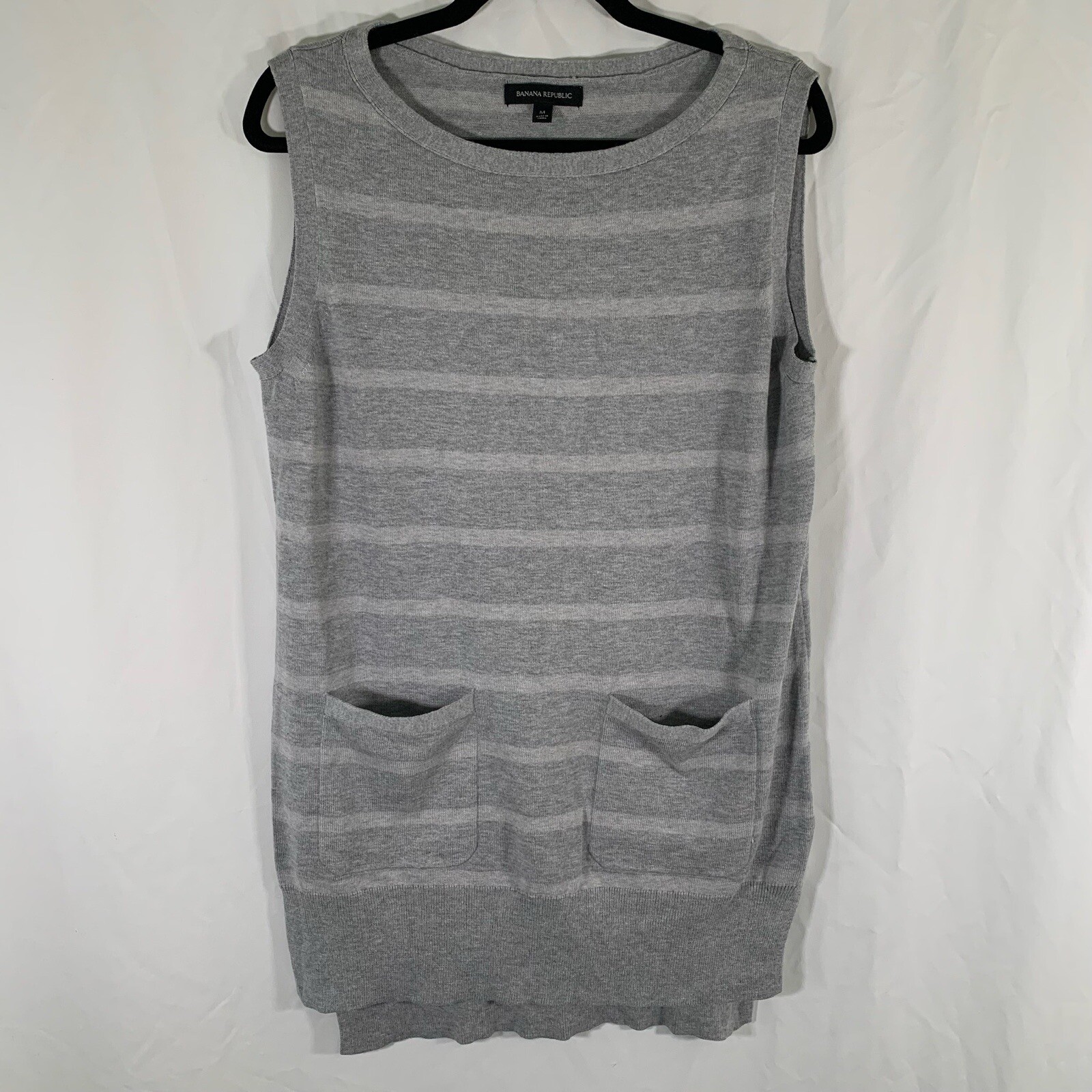 Banana Republic Sweater Dress Women’s Medium Grey Striped Sleeveless Pockets