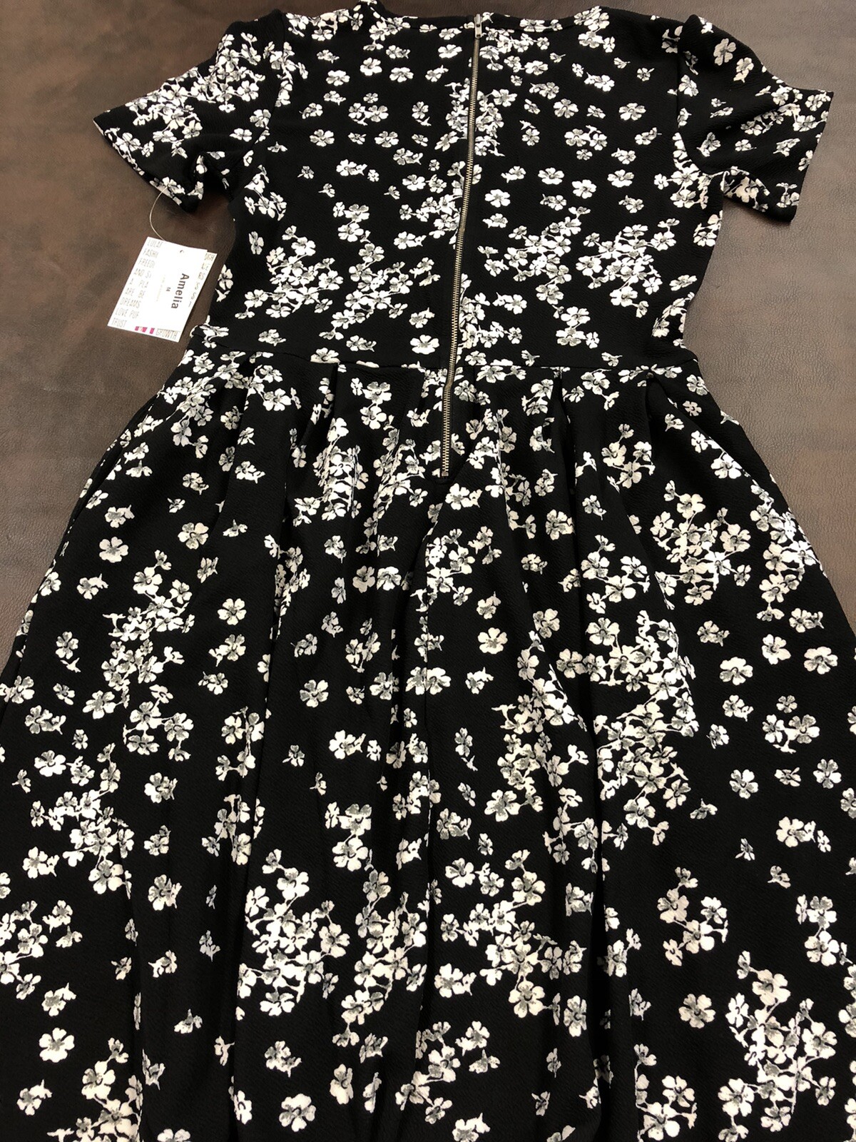 Lularoe Medium NWT Women Amelia Black White Cherry Blossom Pleated Dress 🦄 8-10