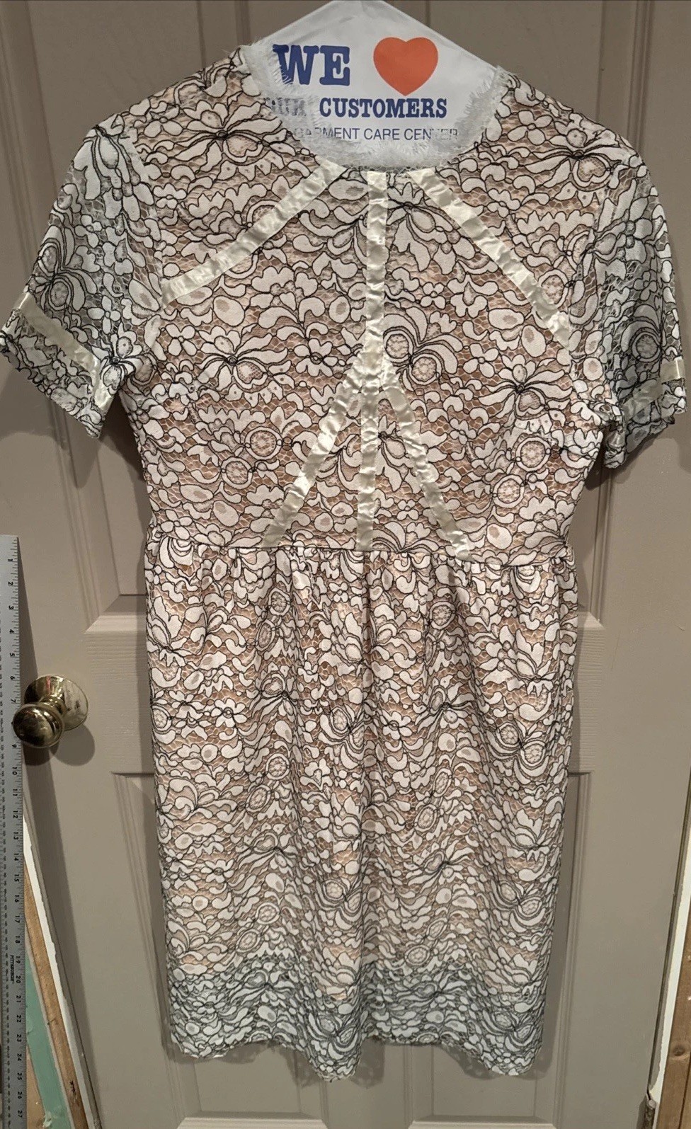 ababalaya NWT lace dress