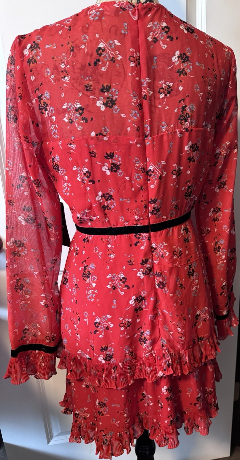 Lulus Women’s Red Floral Mini Ruffled Tiered Dress With Ruffled Hem On Sleeves