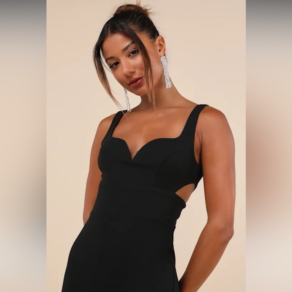 Simply Desirable Black Sleeveless Cutout Column Dress