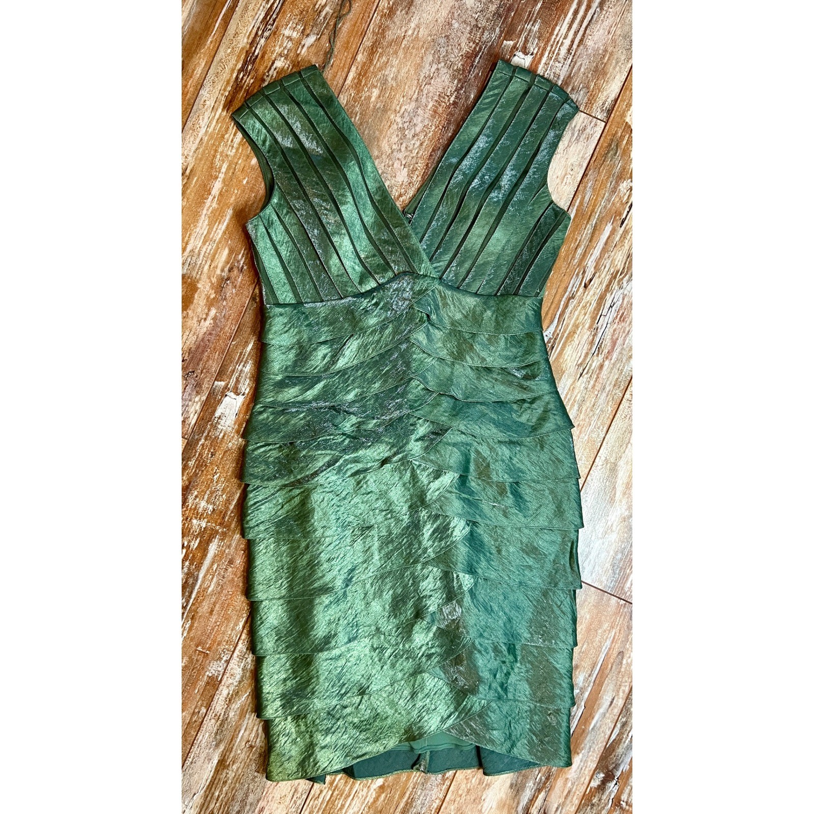 Adrianna Papell Petite Green Metallic Ruffle Sheath Cocktail Dress 6P