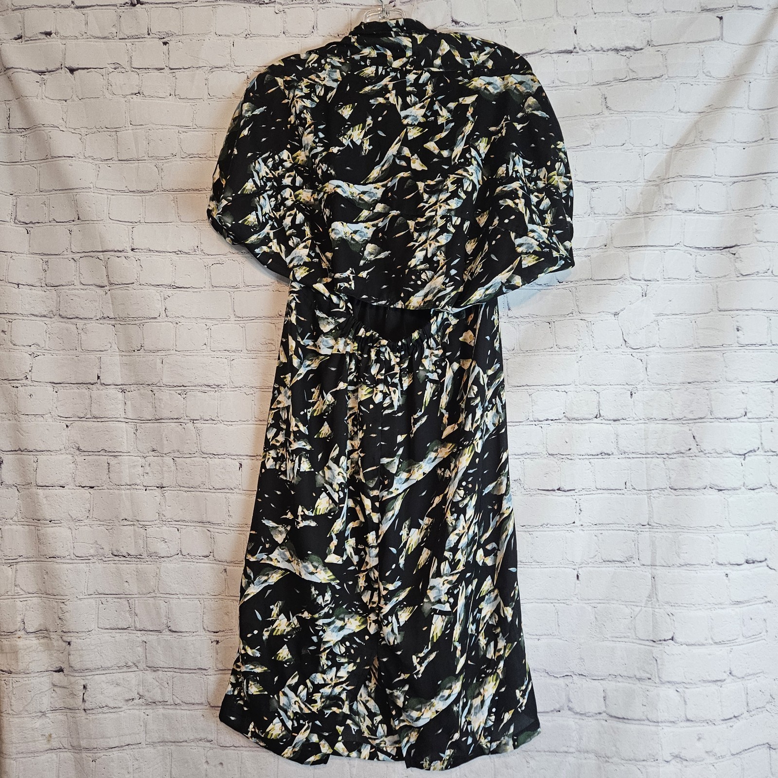 Bb Dakota Black Deep V Neck Back Cut Out Abstract Lined Dress W/ Pockets Sz M