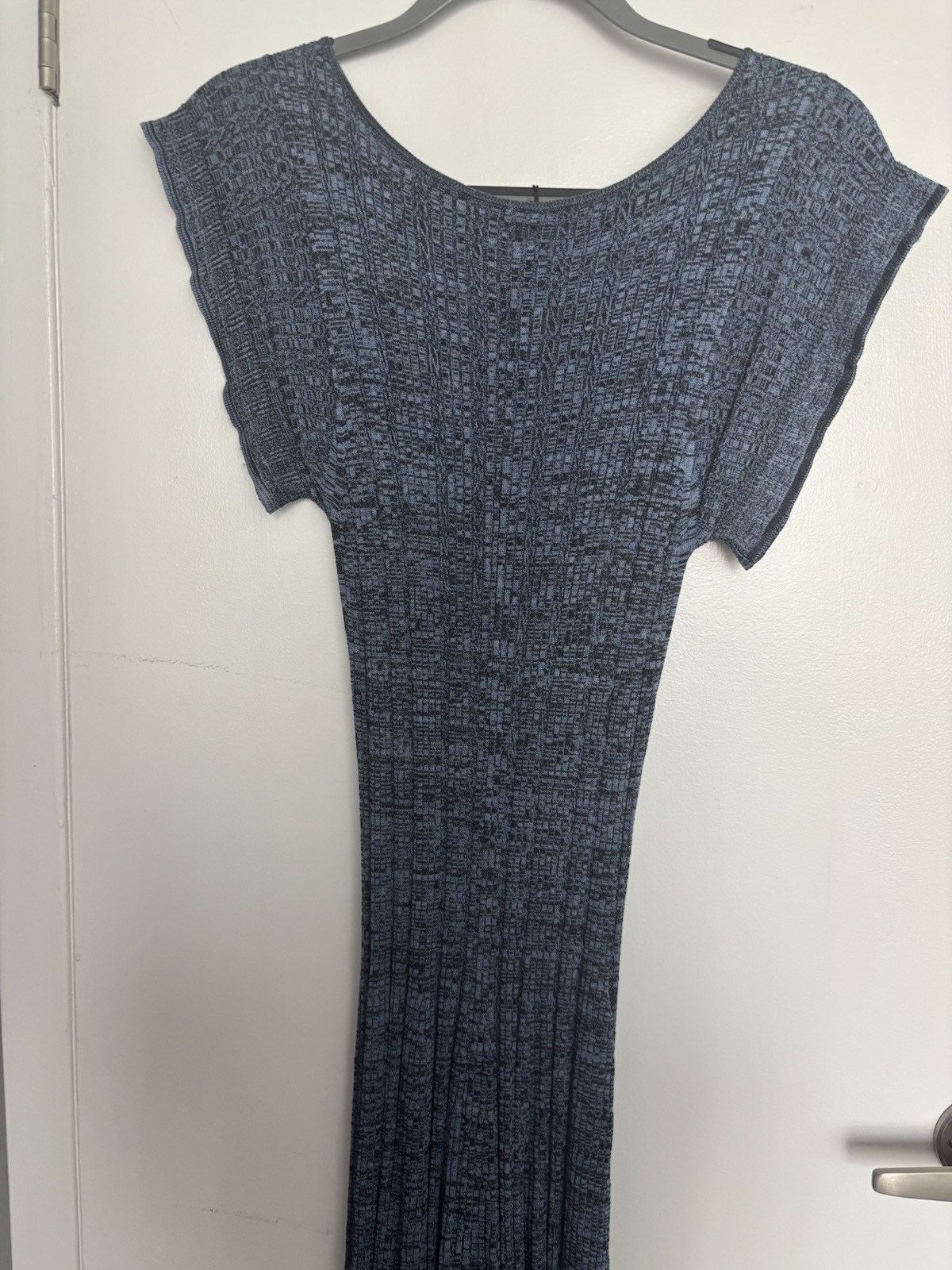 ETRO Milano Blue Striated Textured Knit Maxi Dress Round Neck Cap Sleeve 44 IT