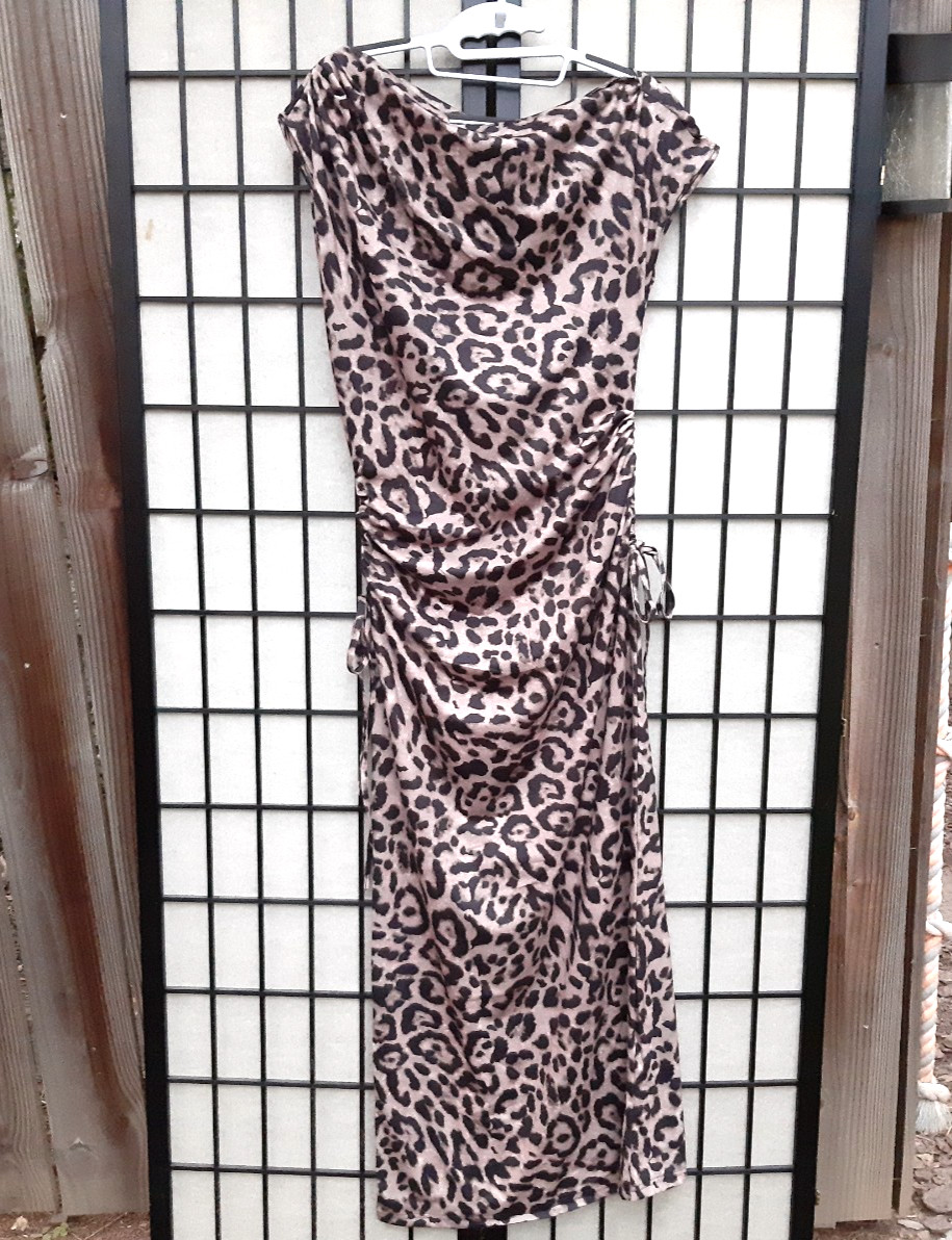 Leopard Print Ruched, Drawstring Sides Bodycon Maxi Dress , Cap sleeve (M) NWOT