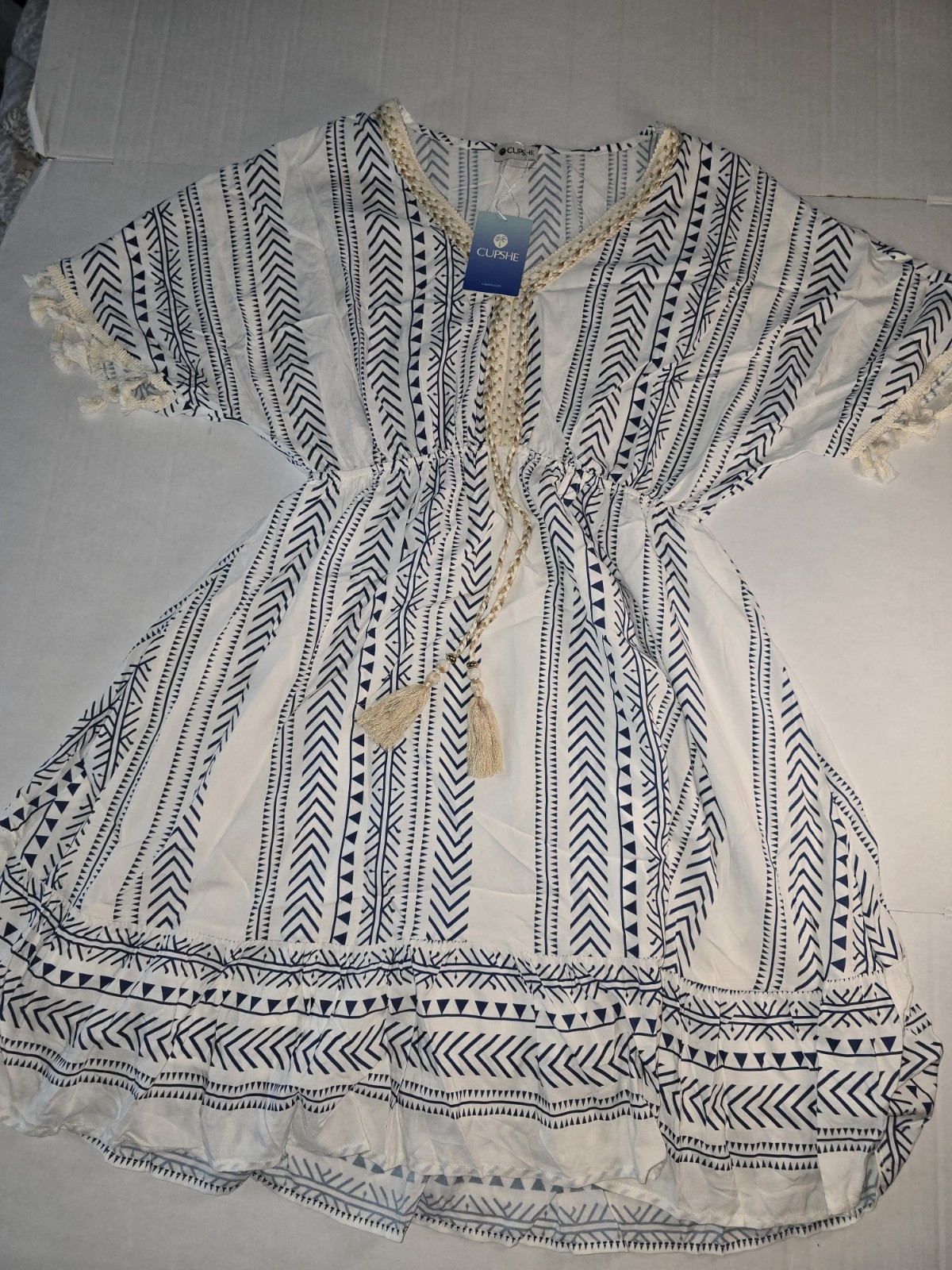 CUPSHE Womens Blue White Geometric V-Neck Kimono Sleeve Sundress Size M Nwt