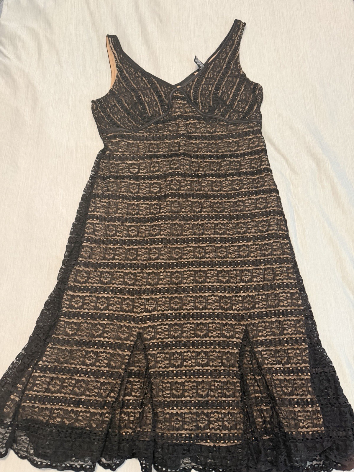 New With Tags New York & Company Black/Beige Lace Lined Dress Size Medium