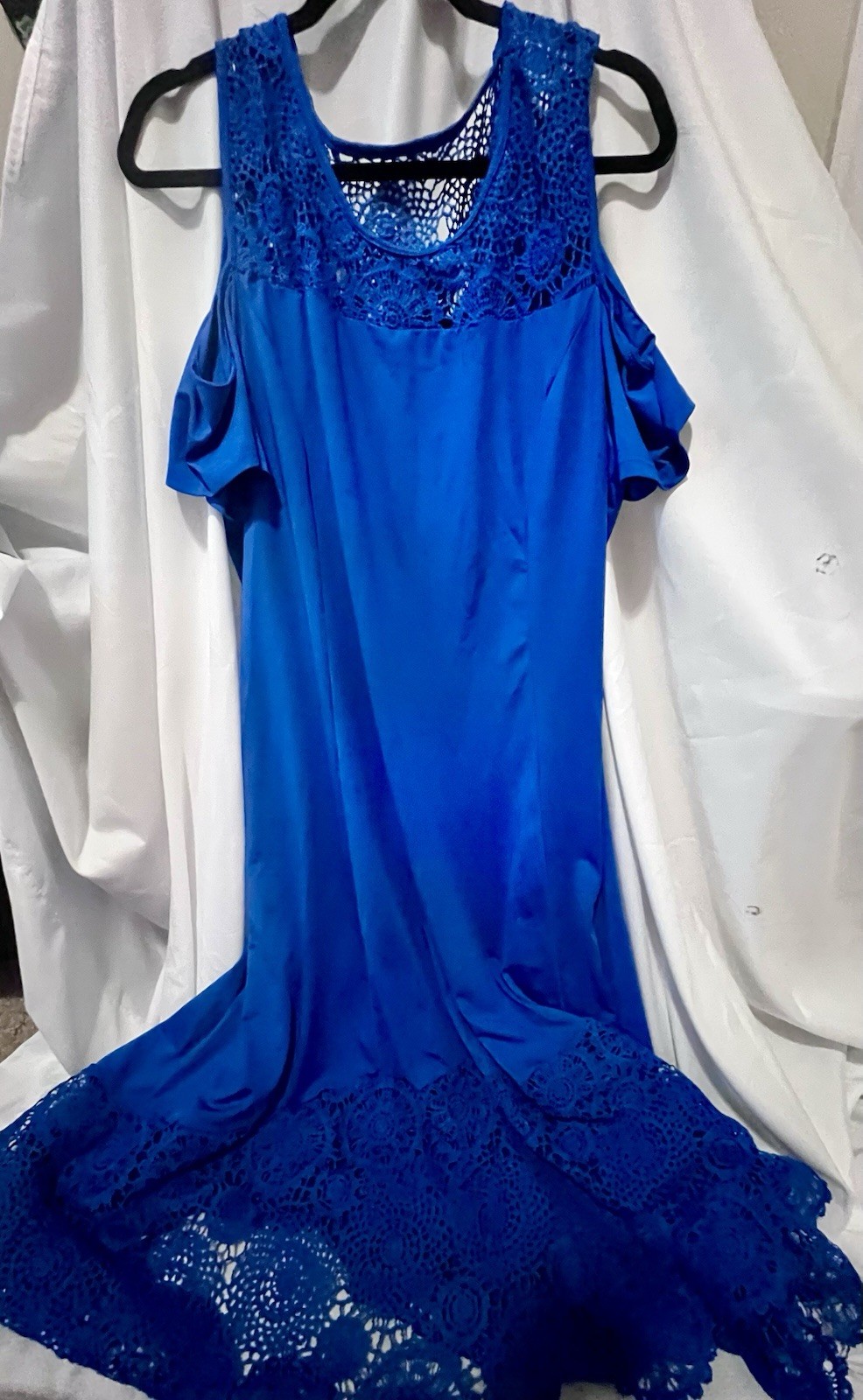 Women’s 3XL Plus Blue Solid Cold Shoulder Lace Trim Maxi Long Dress