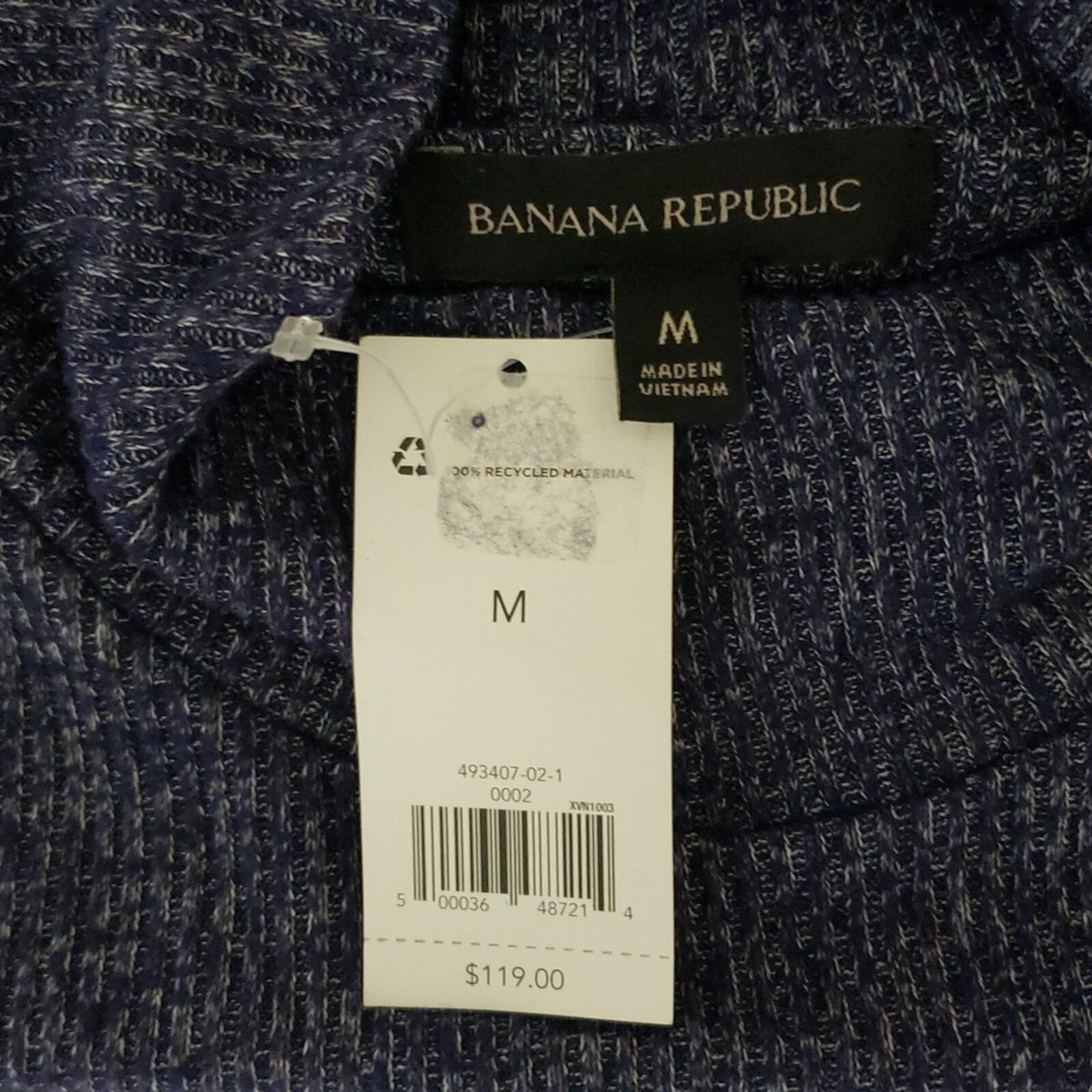 Banana Republic LuxeSpun Turtleneck Dress in Navy Blue. Size: Medium