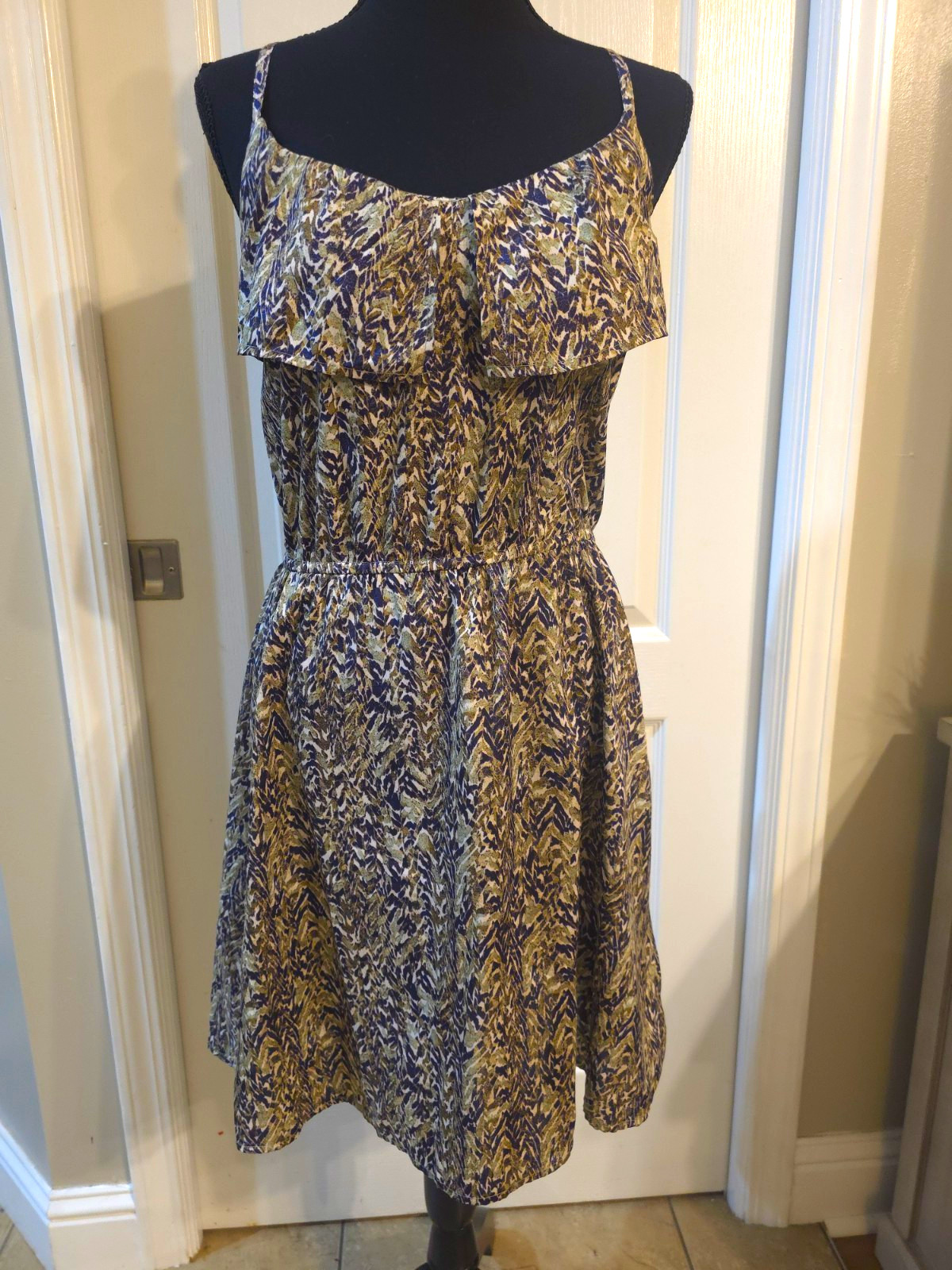 H&M Women’s Abstract Print A-Line Sundress Adjustable Straps Ruffle Scoop 8