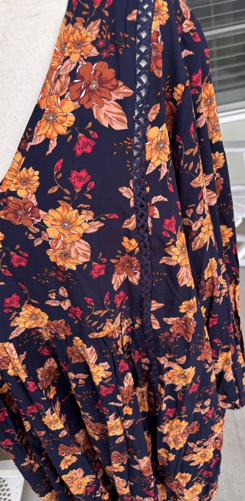NWT Rusttydustty Dress Womens 1X Boho Long Sleeve Navy Floral V Neck Botique