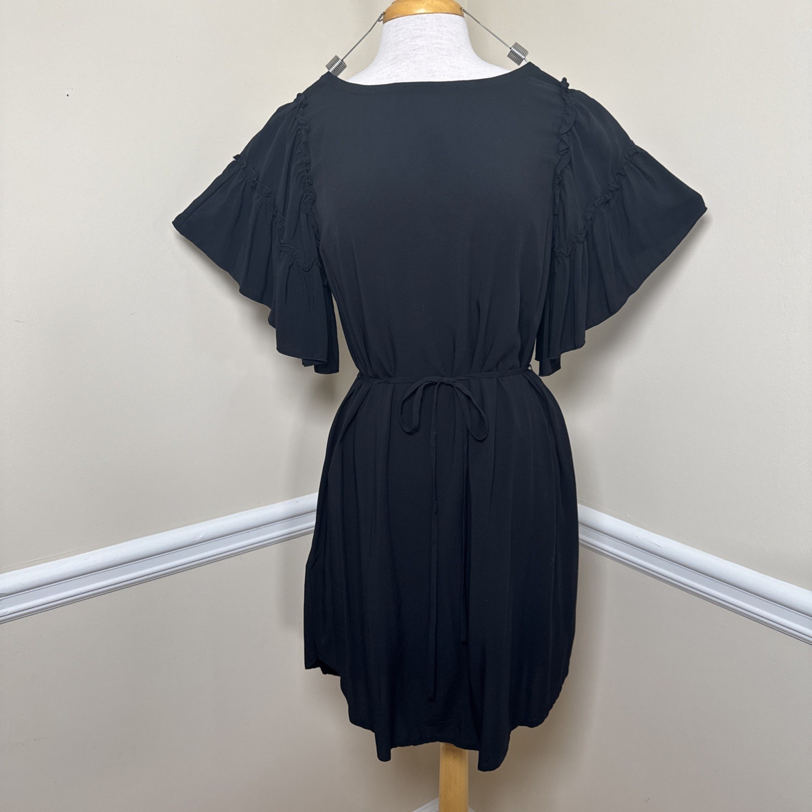 NWT LOFT Solid Black Ruffle Sleeve Tie Dress Size Medium At The Knee LBD Dressy