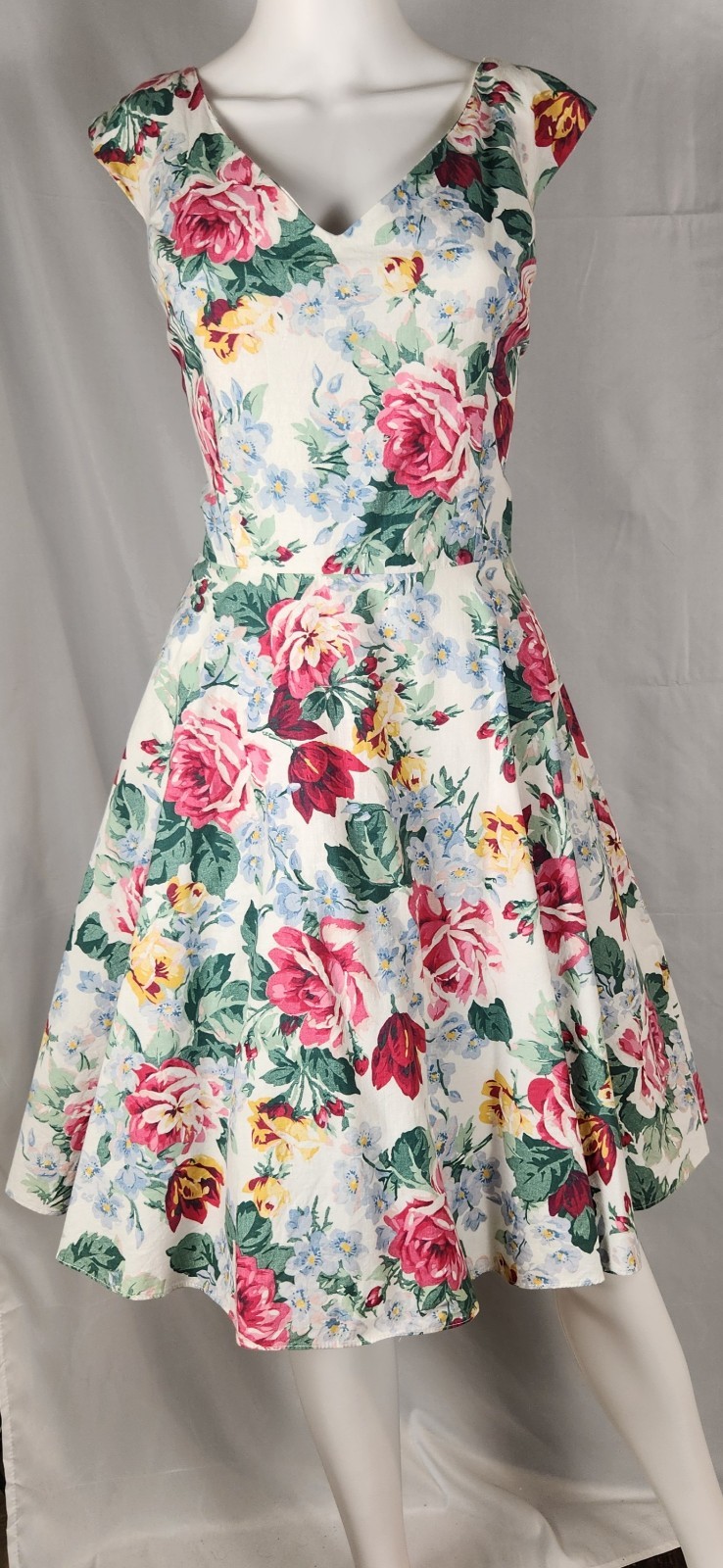 VTG 80s/90s Steppin’ Out Floral Classic/Retro/Romantic Fit-Flare Dress 13*