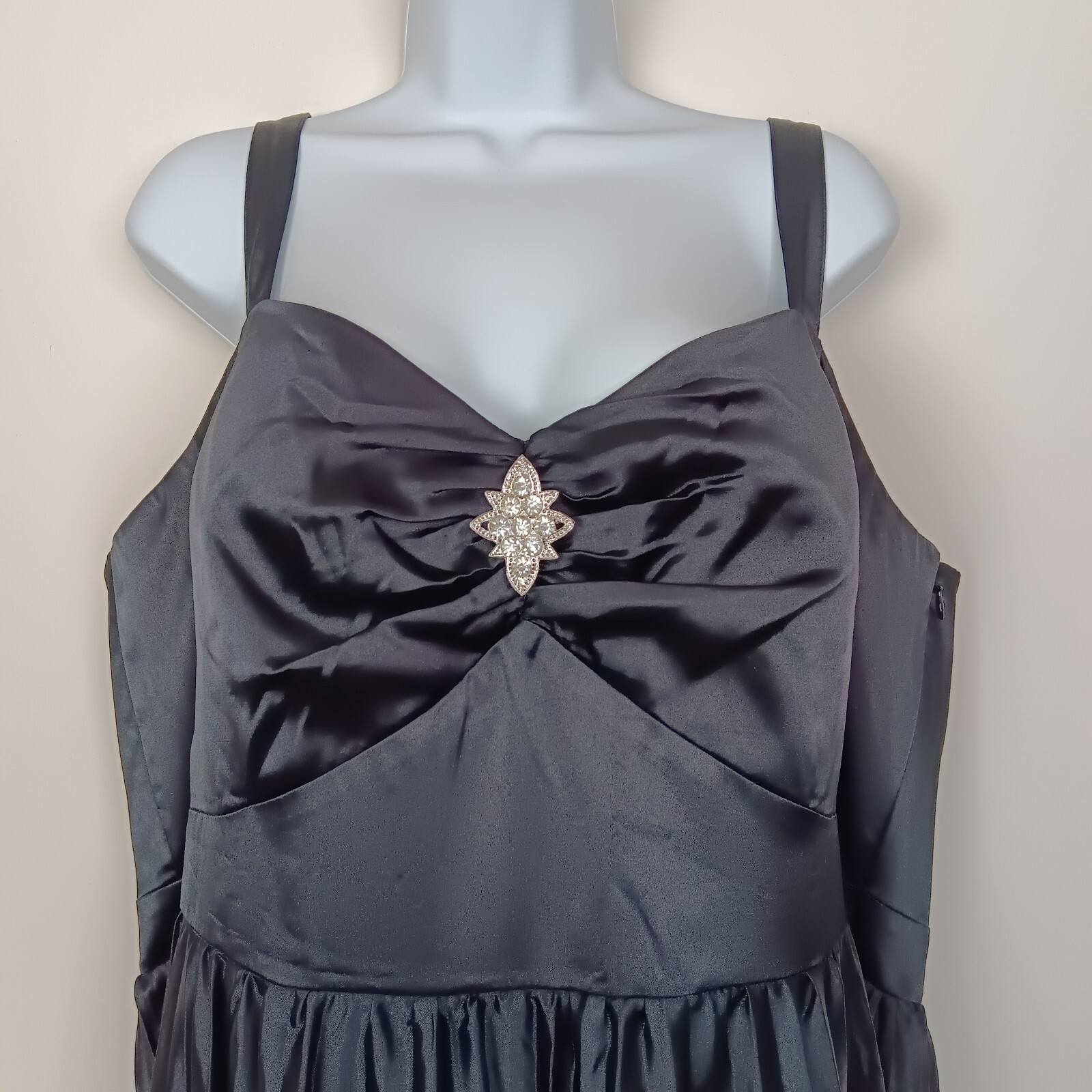 City Chic Satin Rhinestone Embellished Sleeveless Pleated Maxi Dress Black XL 22