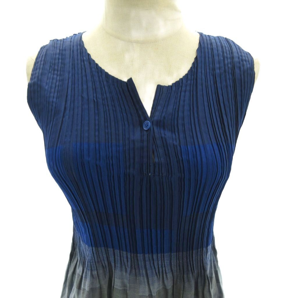 Issey Miyake ISSEY MIYAKE Disappearing Pleats Tunic Dress Check Blue 2 Approxima