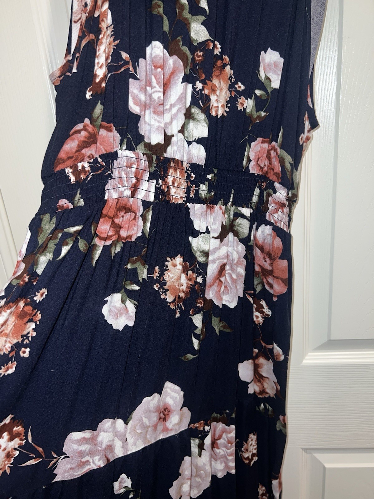Women’s M Black/Pink Floral Chiffon Maxi Dress V-Neck Sleeveless Strappy
