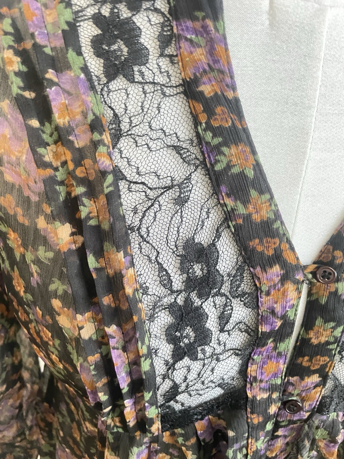 Buckle Daytrip Floral Sheer Tunic Mini Dress V-Neck 3/4 Sleeve
