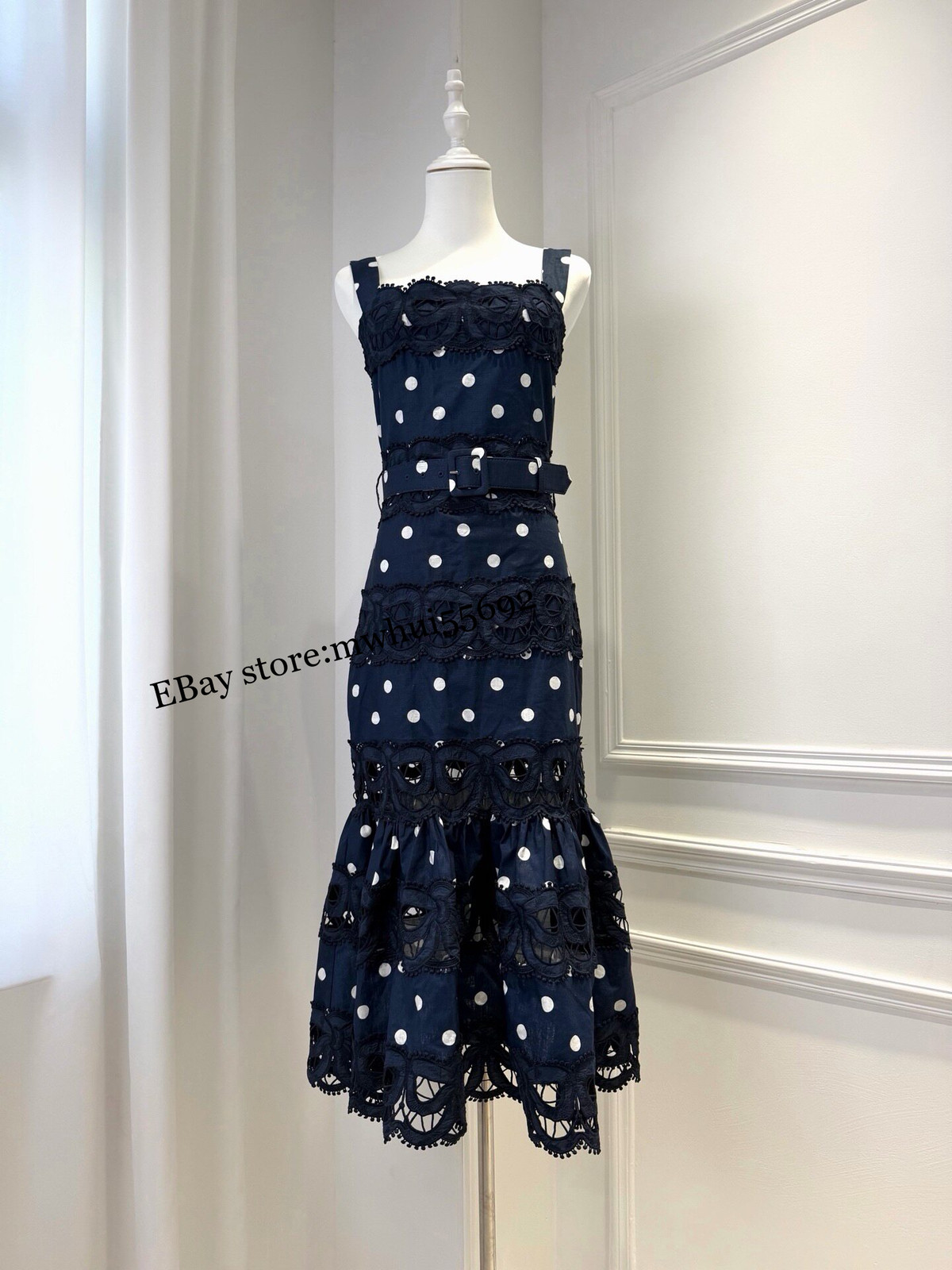 2026 retro print dress luxury elegant temperament holiday shoulder strap dress