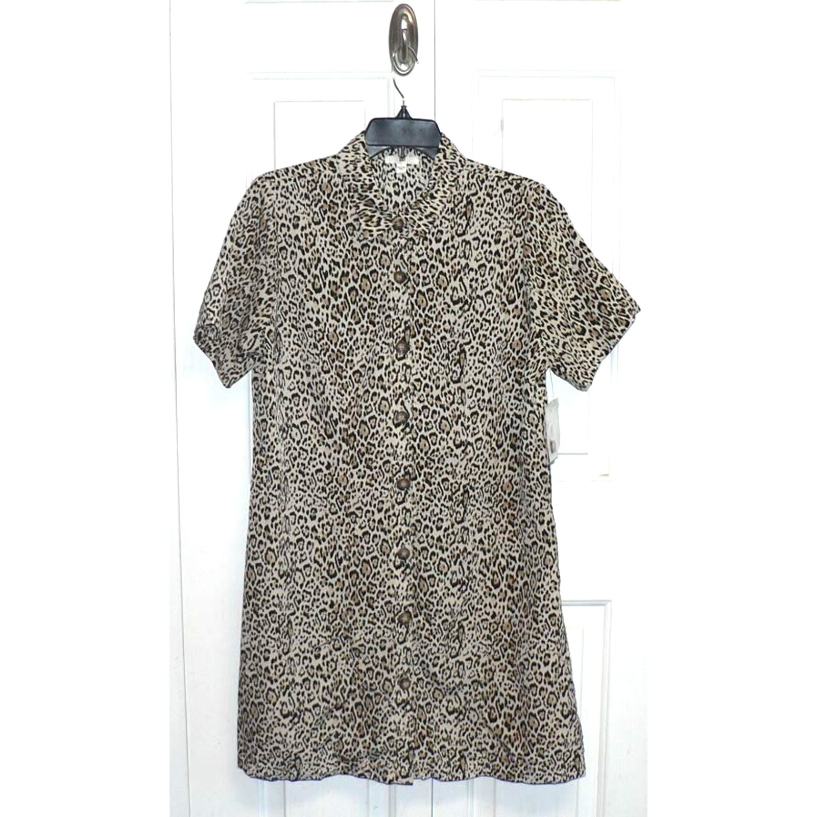 BP. Button-Up Short Sleeve Shirtdress in Ivory Dove Leopard Large MSRP $45