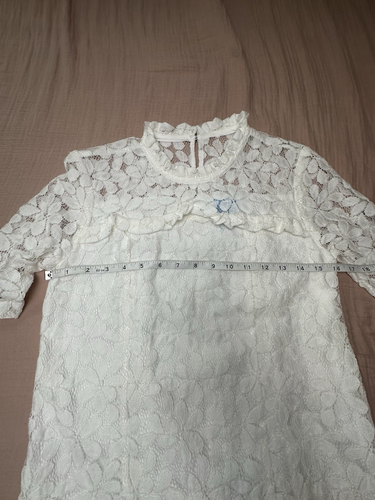 CeCe White Floral Lace Ruffle Shift Dress Mock Neck Lined Size 2