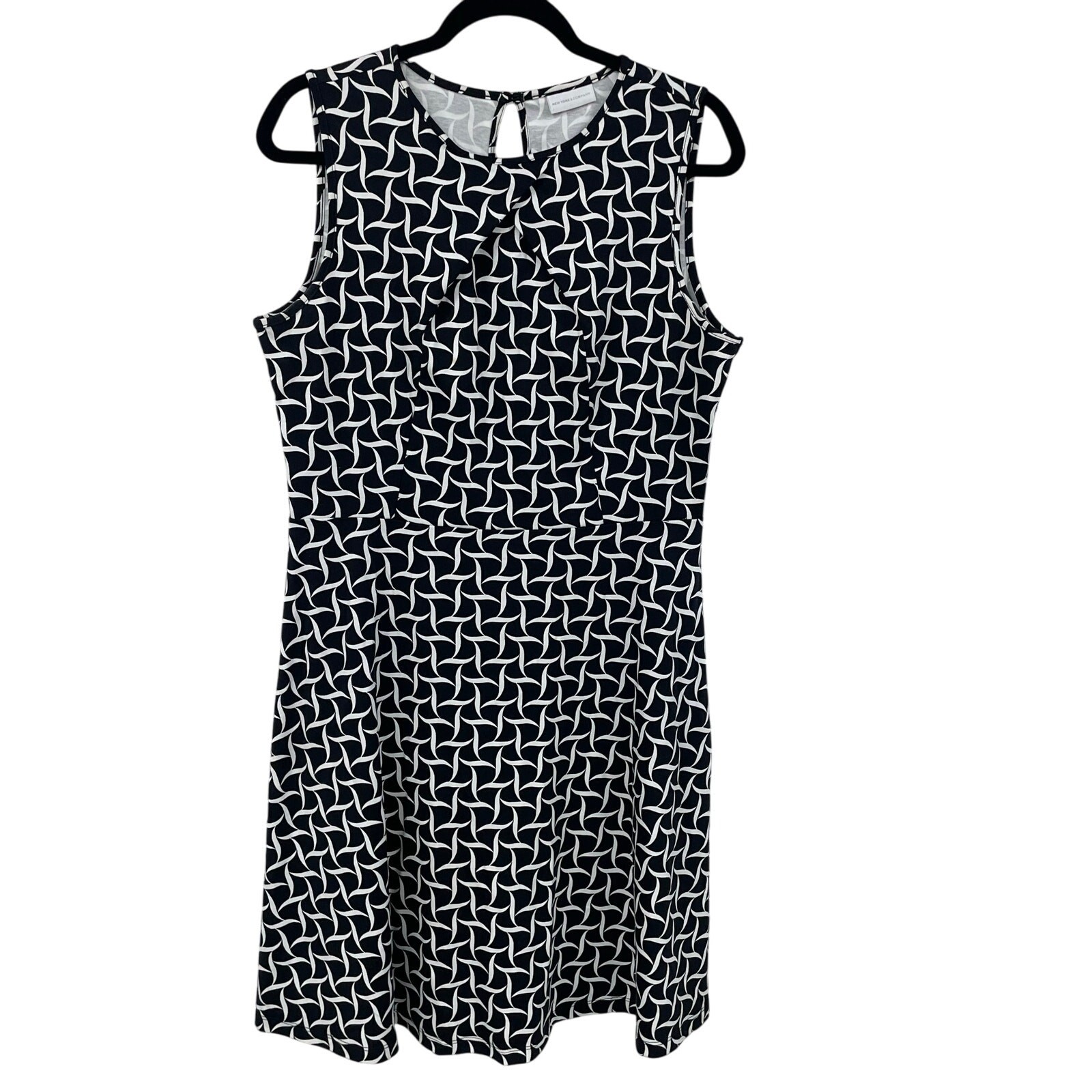 New York & Company Black White Geometric Print Fit & Flare Dress Womens Large