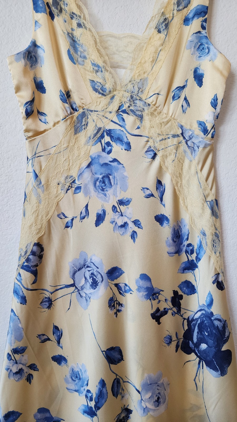 New Anthro Maxi Dress Size Small Yellow Satin Floral Coquette Wedding Romantic