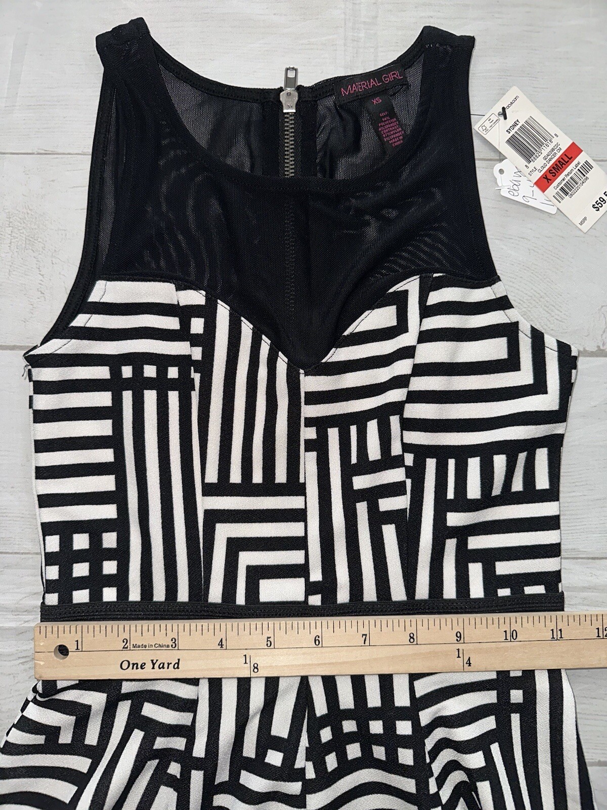 Material Girl Black White Graphic Print A-Line Party Dress Size XS X-small NWT